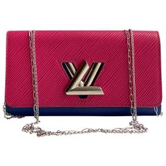 LOUIS VUITTON, Twist in pink leather 