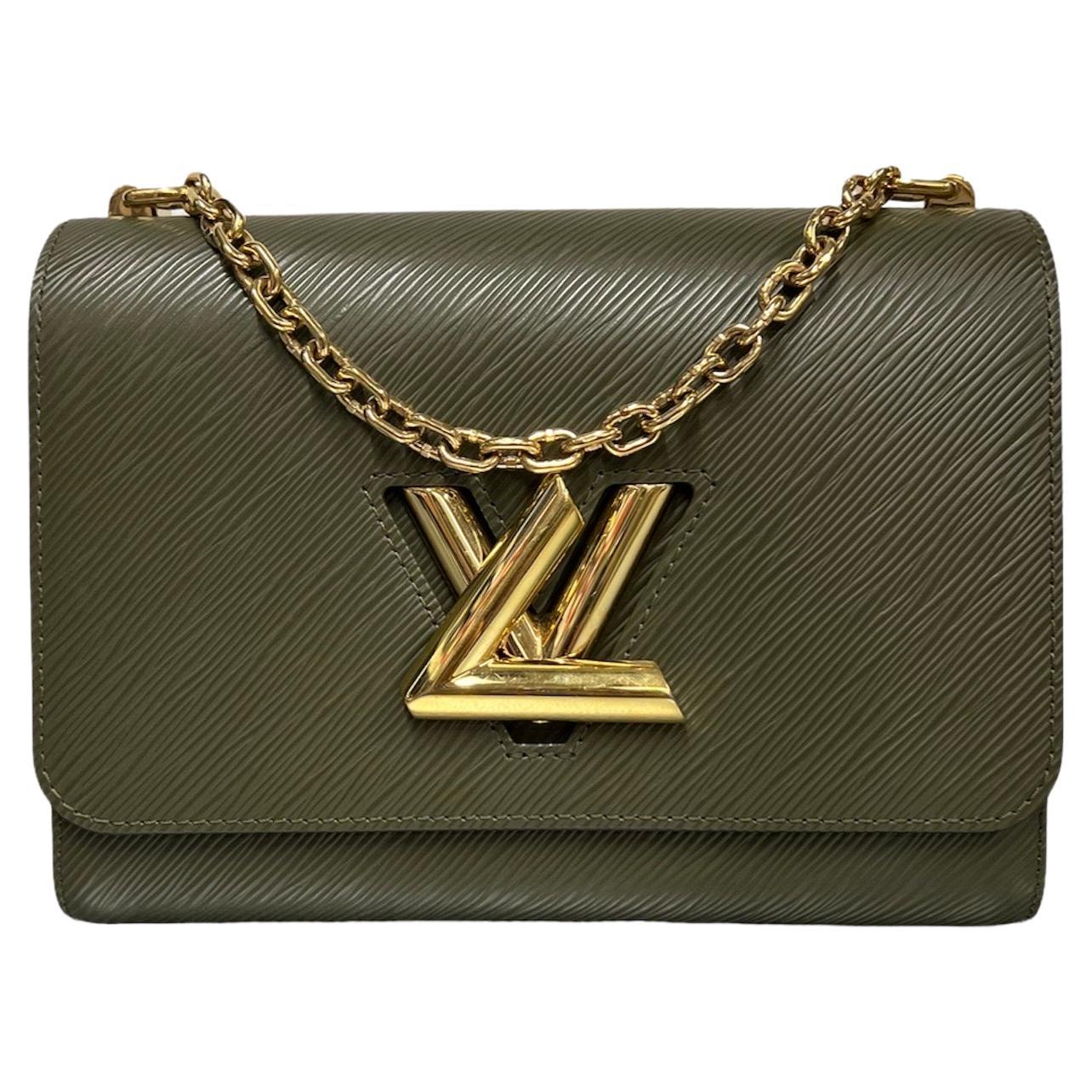 90s Louis Vuitton Vintage Patent Shoulder Carry-on Bag at 1stDibs