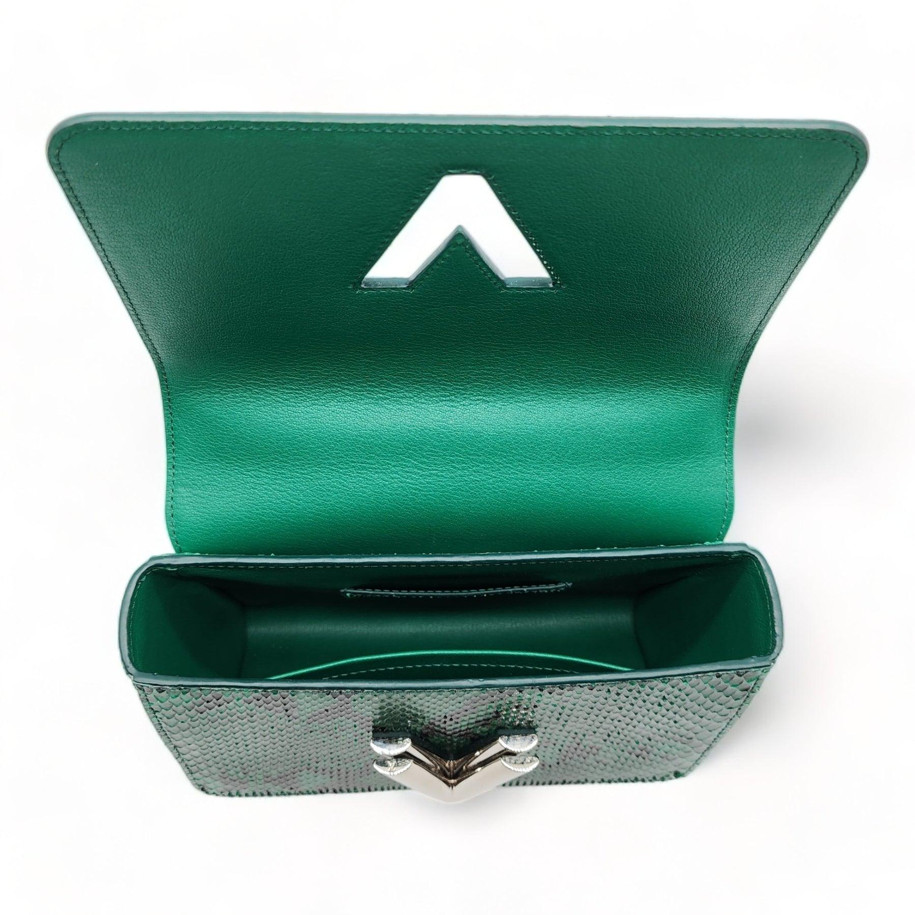 Women's Louis Vuitton Twist MM Green Python For Sale