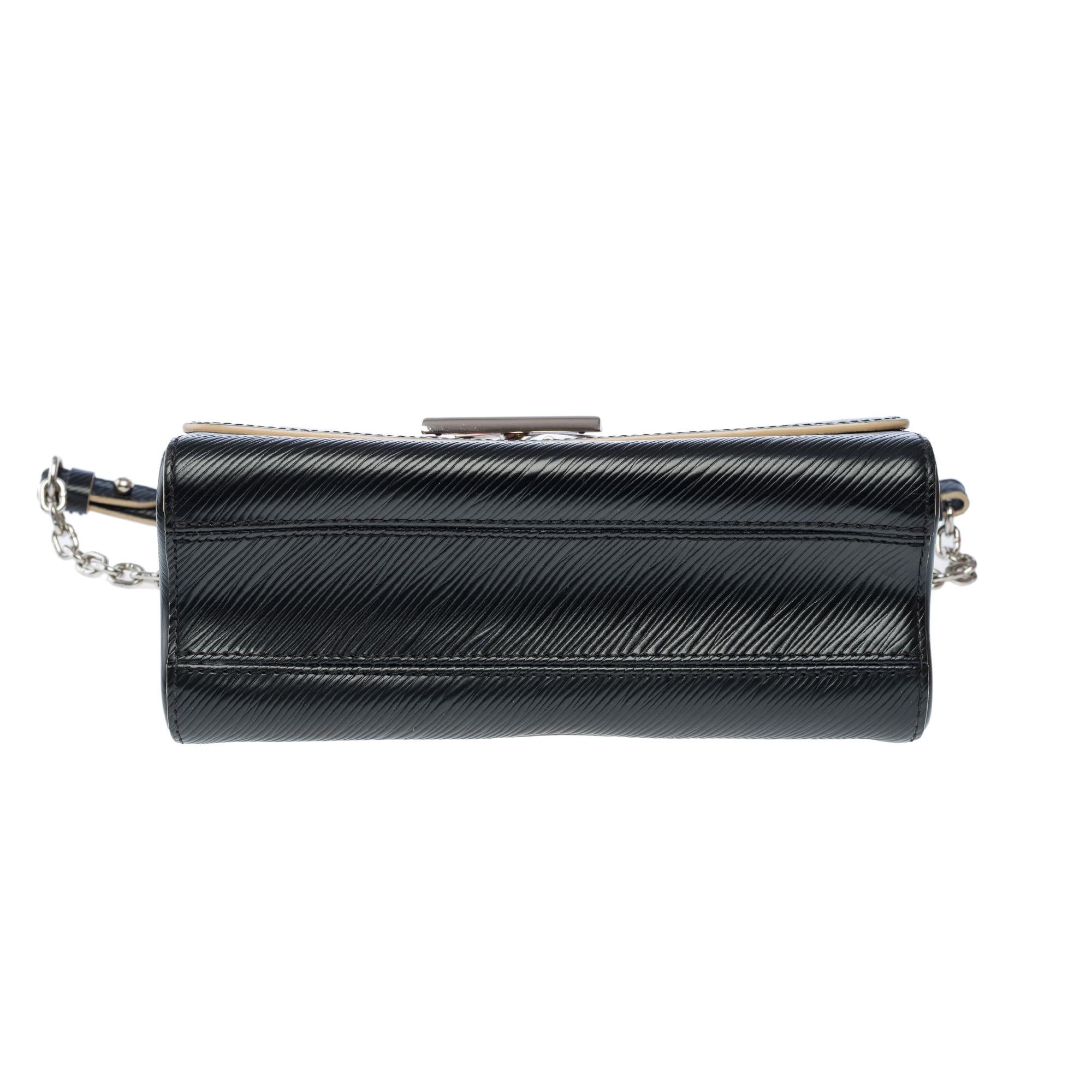 Louis Vuitton Twist MM World Tour shoulder flap bag in black epi leather, PHW For Sale 7
