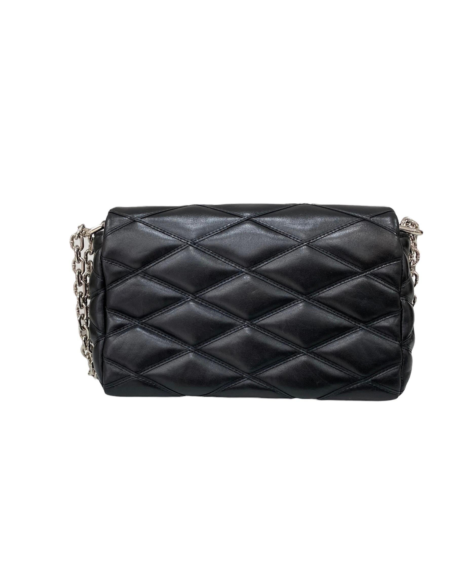 Women's Louis Vuitton Twist Shoulder Bag Black 