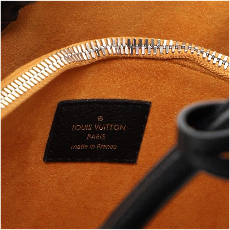 Louis Vuitton Twist Tote Pelle Epi 4