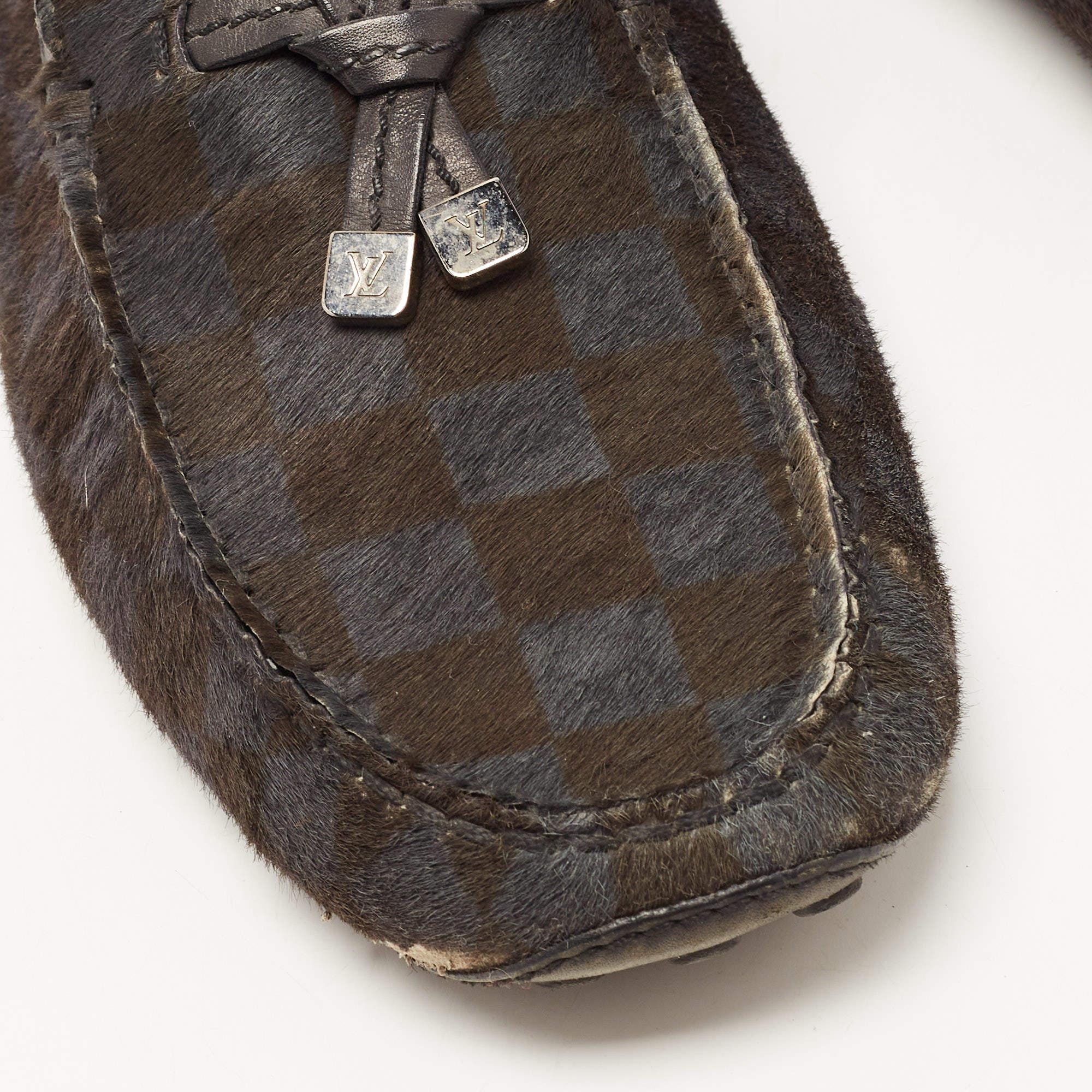 Louis Vuitton Two Tone Calf Hair Slip On Loafers Size 42 For Sale 2