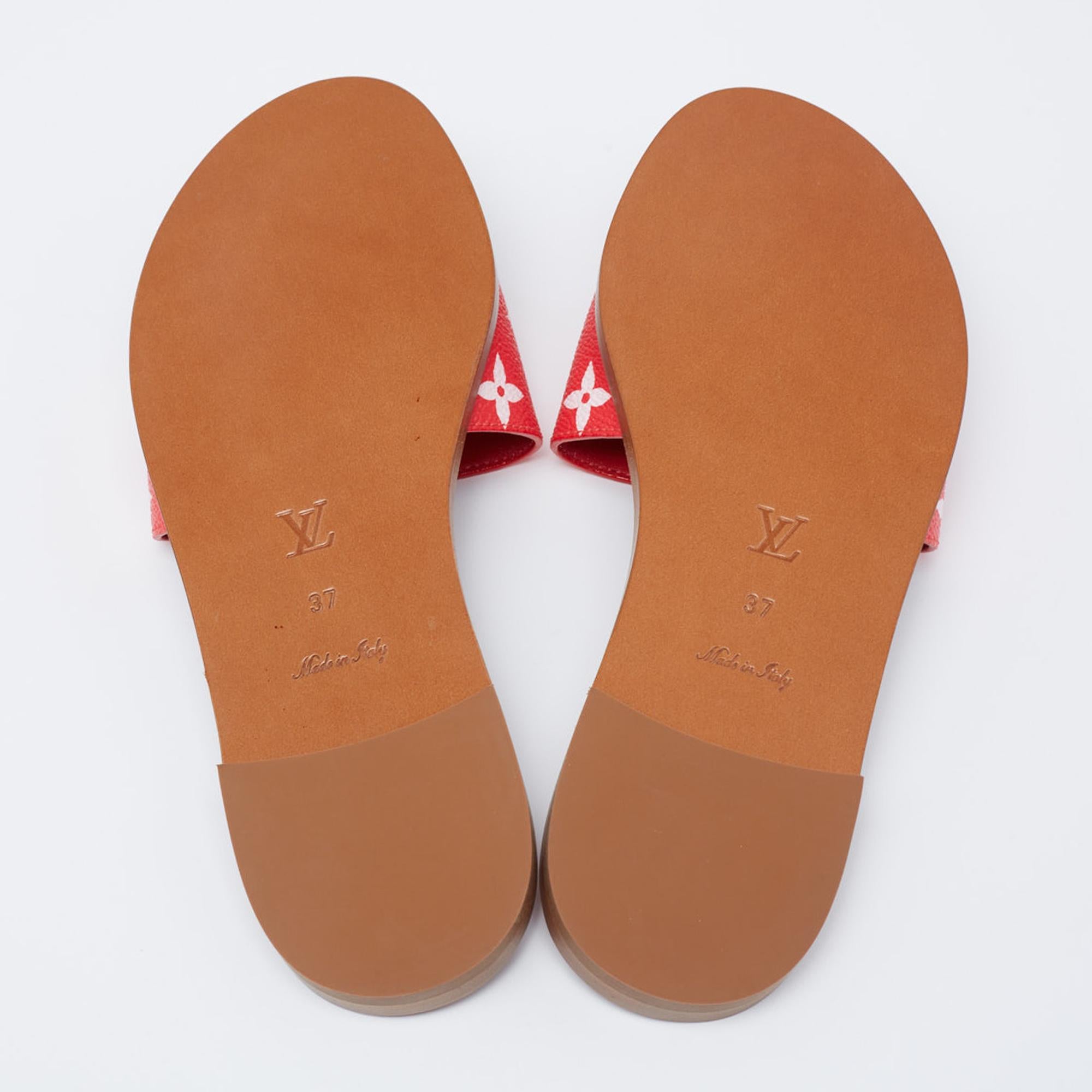 Pink Louis Vuitton Two-Tone Monogram Coated Canvas Escale Lock It Flat Slides Size 37