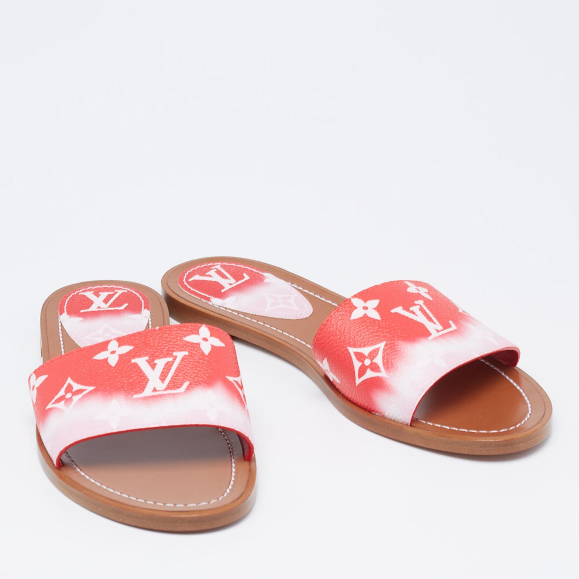 Louis Vuitton Two-Tone Monogram Coated Canvas Escale Lock It Flat Slides Size 37 2