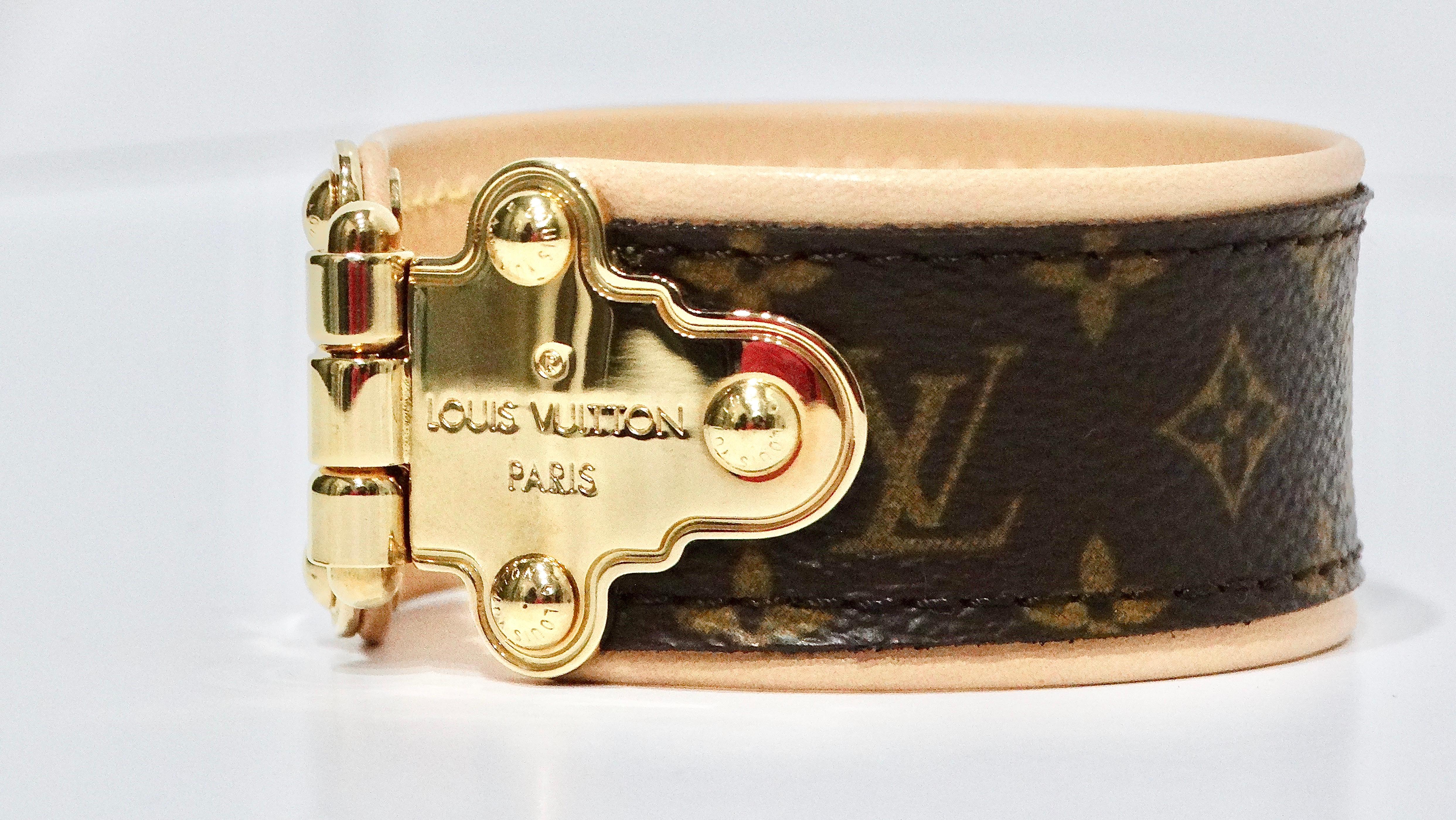 Louis Vuitton Bracciale Monogram in pelle bicolore con finiture in oro In condizioni ottime in vendita a Scottsdale, AZ