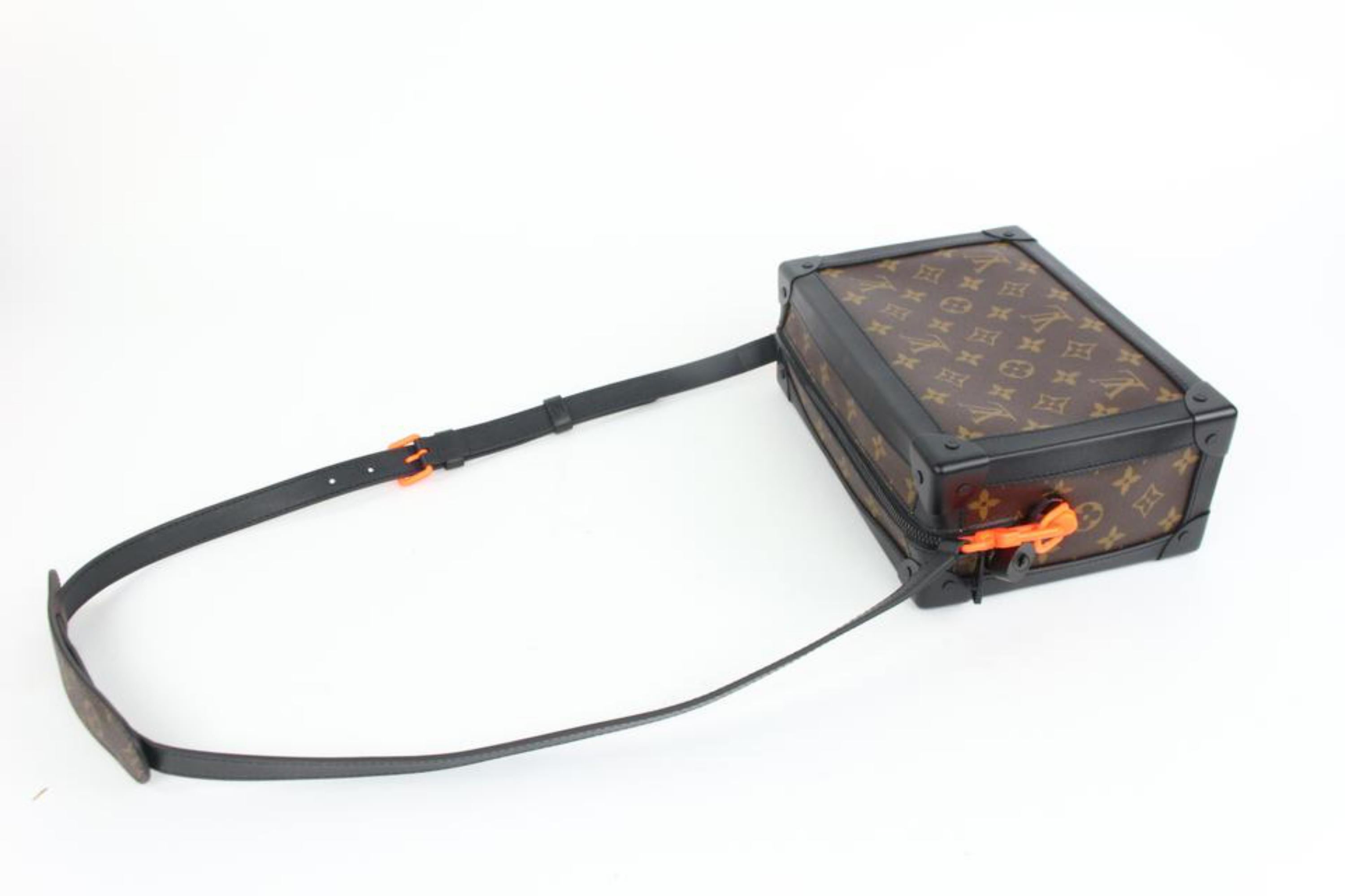Louis Vuitton (Ultra Rare)  Abloh Ss19 Soft Trunk 5lz1023 Cross Body Bag For Sale 2