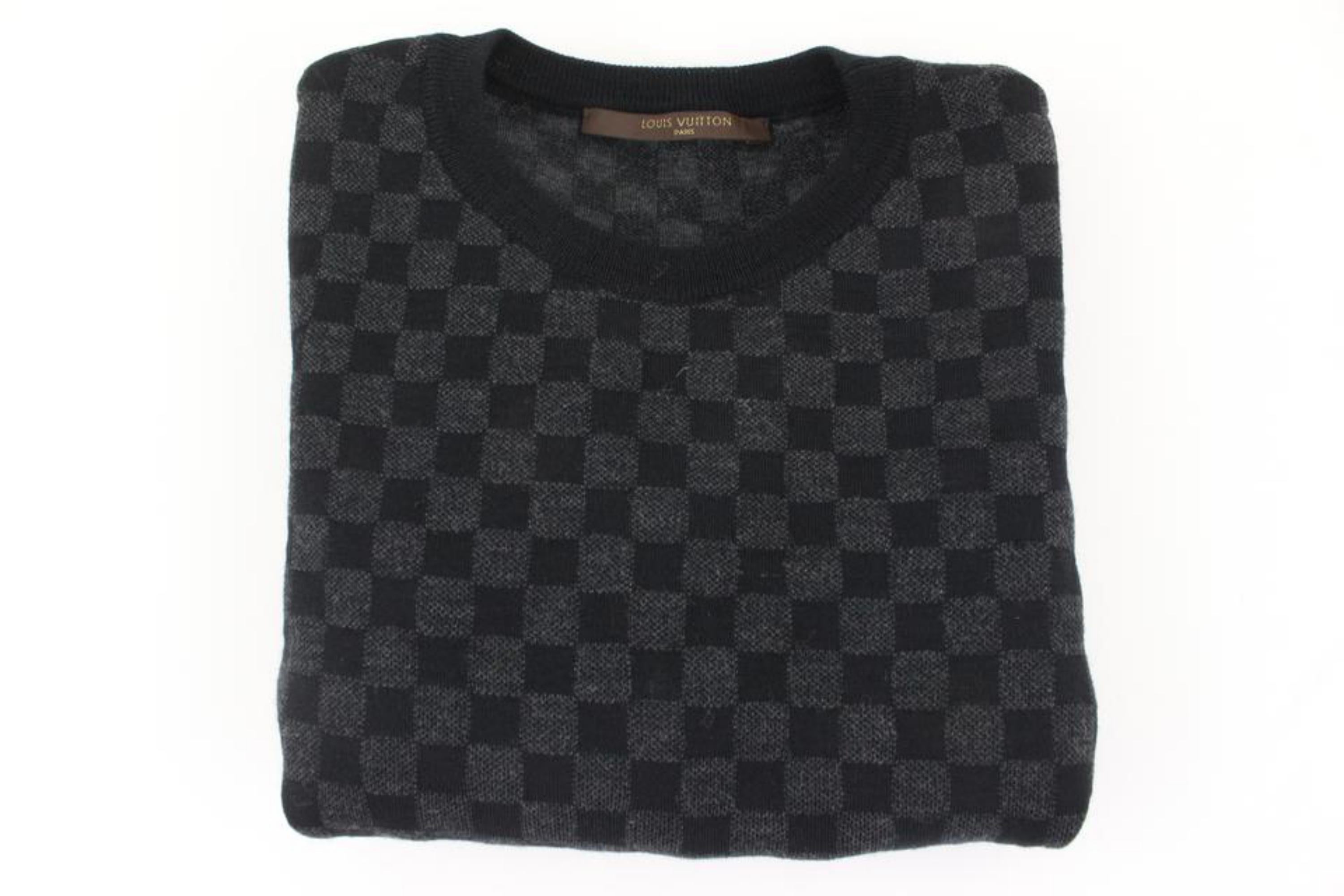 Louis Vuitton Ultra Rare Boys Size 8 Damier Graphite Sweater 77lv33s In Excellent Condition For Sale In Dix hills, NY