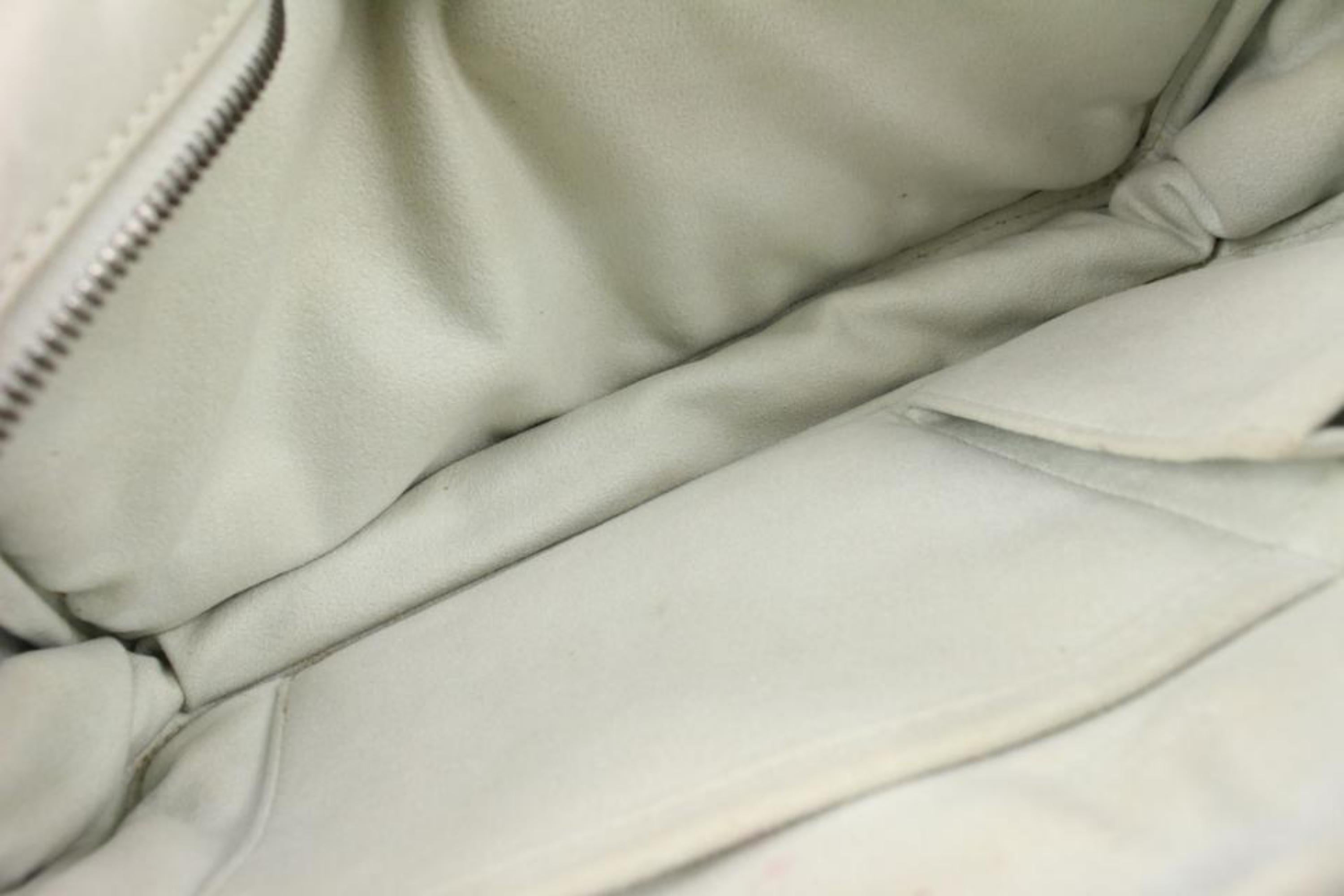 Louis Vuitton Ultra Rare Light Gray Monogram Leather Crossbody 19lz427s For Sale 3