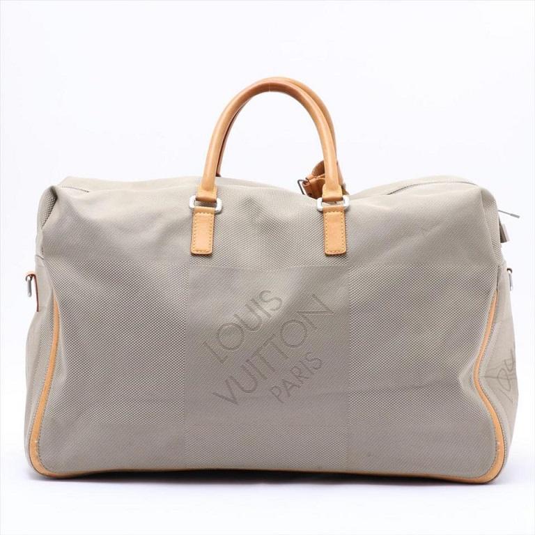 Louis Vuitton Ultra Rare Light Grey Damier Geant Albatros Bandouliere Strap In Good Condition In Dix hills, NY