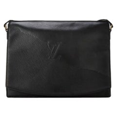 Vintage Louis Vuitton (Ultra Rare) Opera 7lr0705 Black Leather Messenger Bag