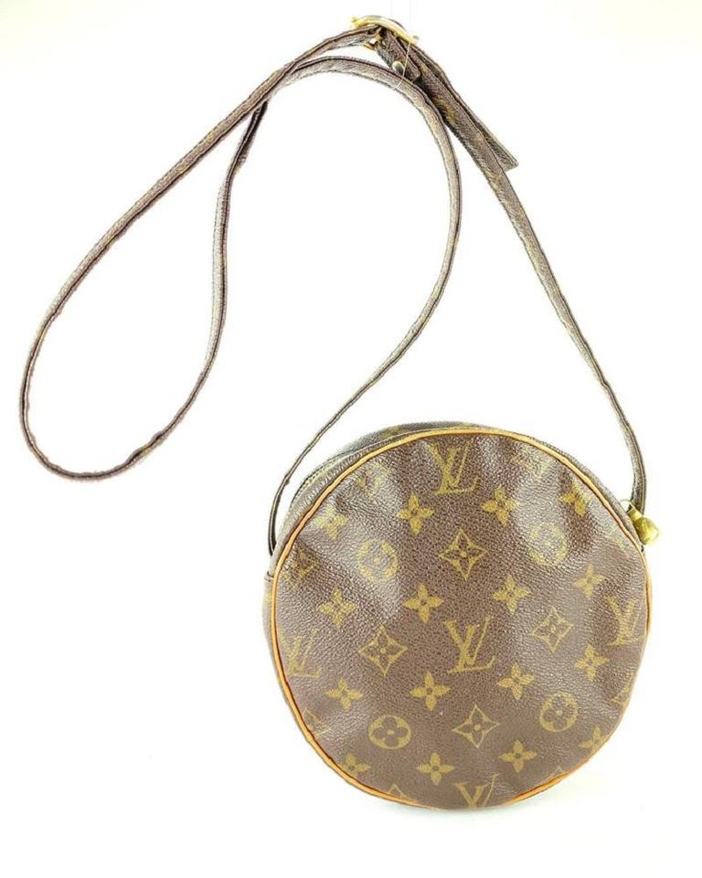 LV / Louis Vuitton bag classic old flower waist bag handbag shoulder women's  bag for Sale in Las Vegas, NV - OfferUp