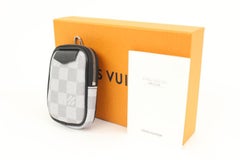 Louis Vuitton Ultra Rare White Damier Graphite Pouch 28lk321s
