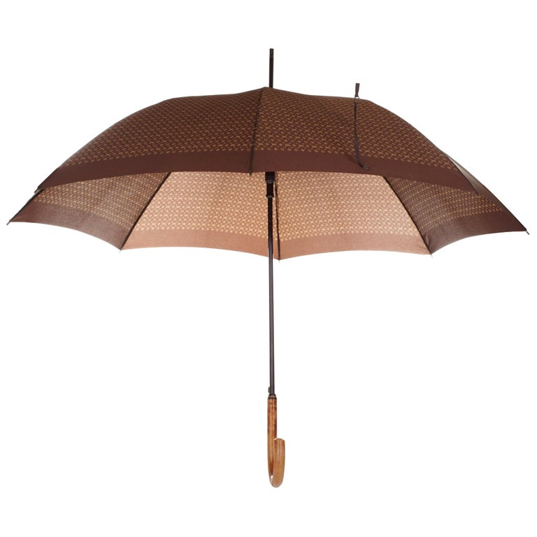 Louis Vuitton Umbrella in brown monogram canvas at 1stDibs louis