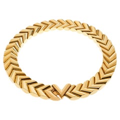 Louis Vuitton Unchain V Gold Tone Choker Necklace