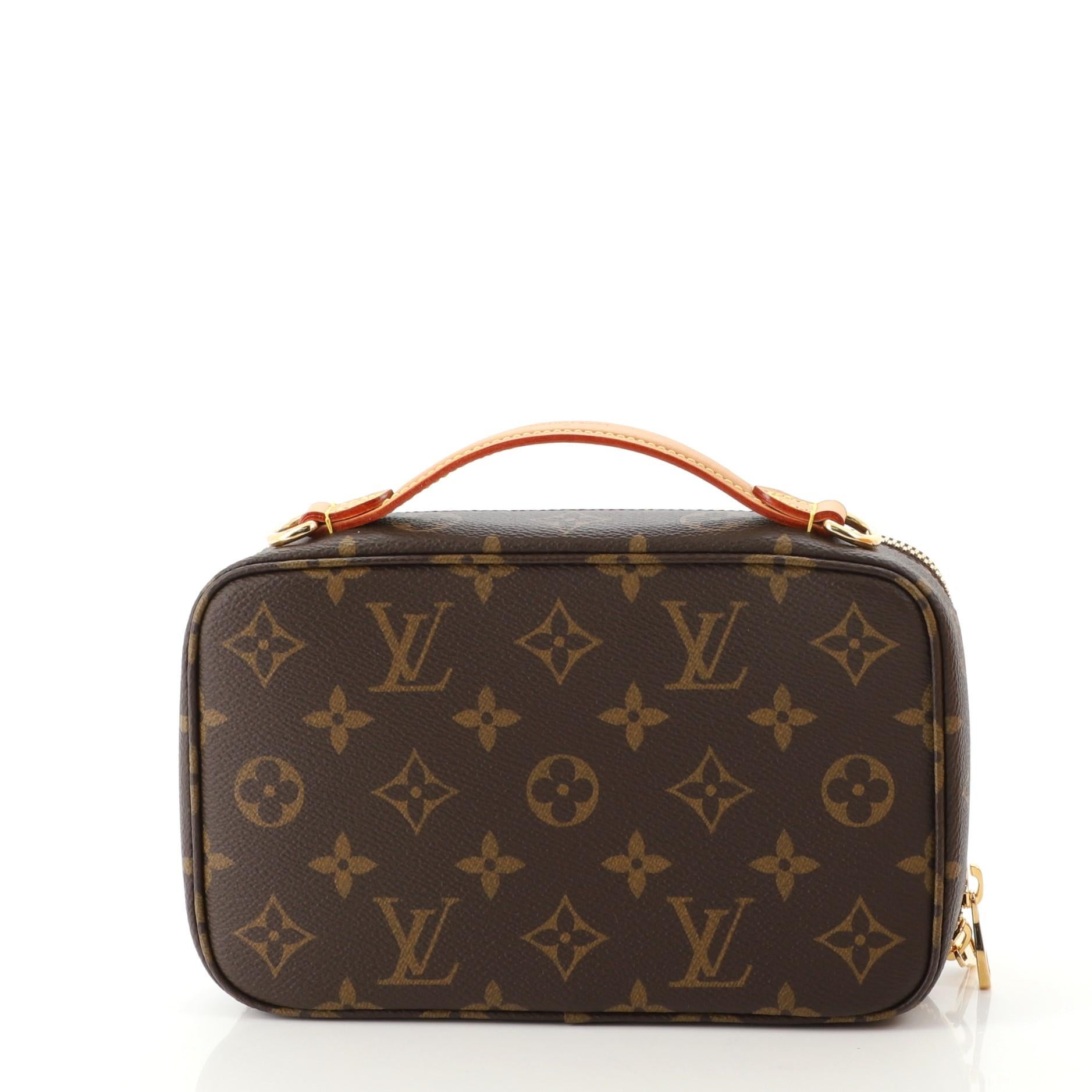 Louis Vuitton Utility Umhängetasche aus Segeltuch mit Monogramm im Zustand „Gut“ in NY, NY