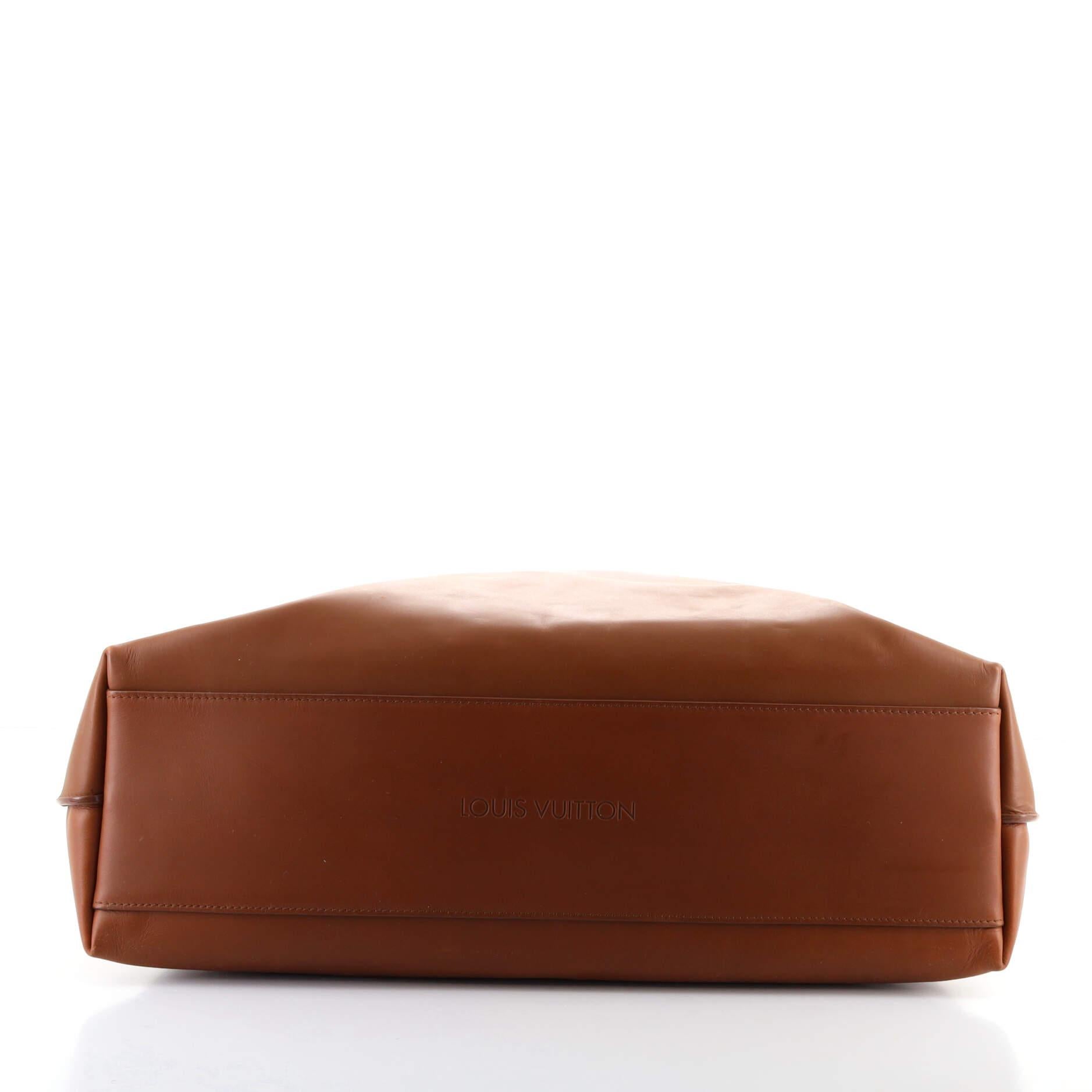 Louis Vuitton V Serigraph Tragetasche aus handgefertigtem Leder im Zustand „Gut“ in NY, NY