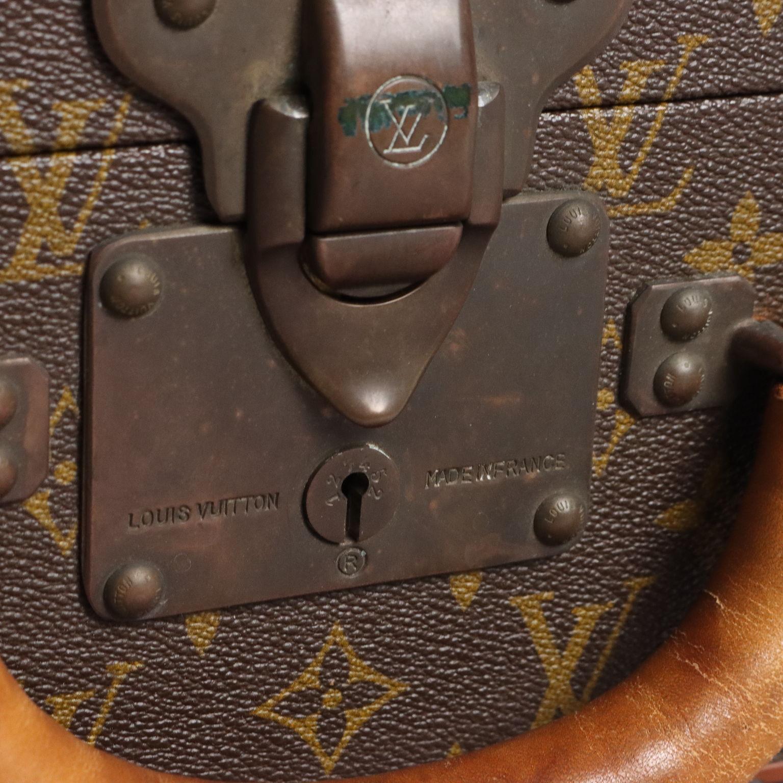 Mid-Century Modern Louis Vuitton Suitcase Bisten 80 Paris 1970s For Sale