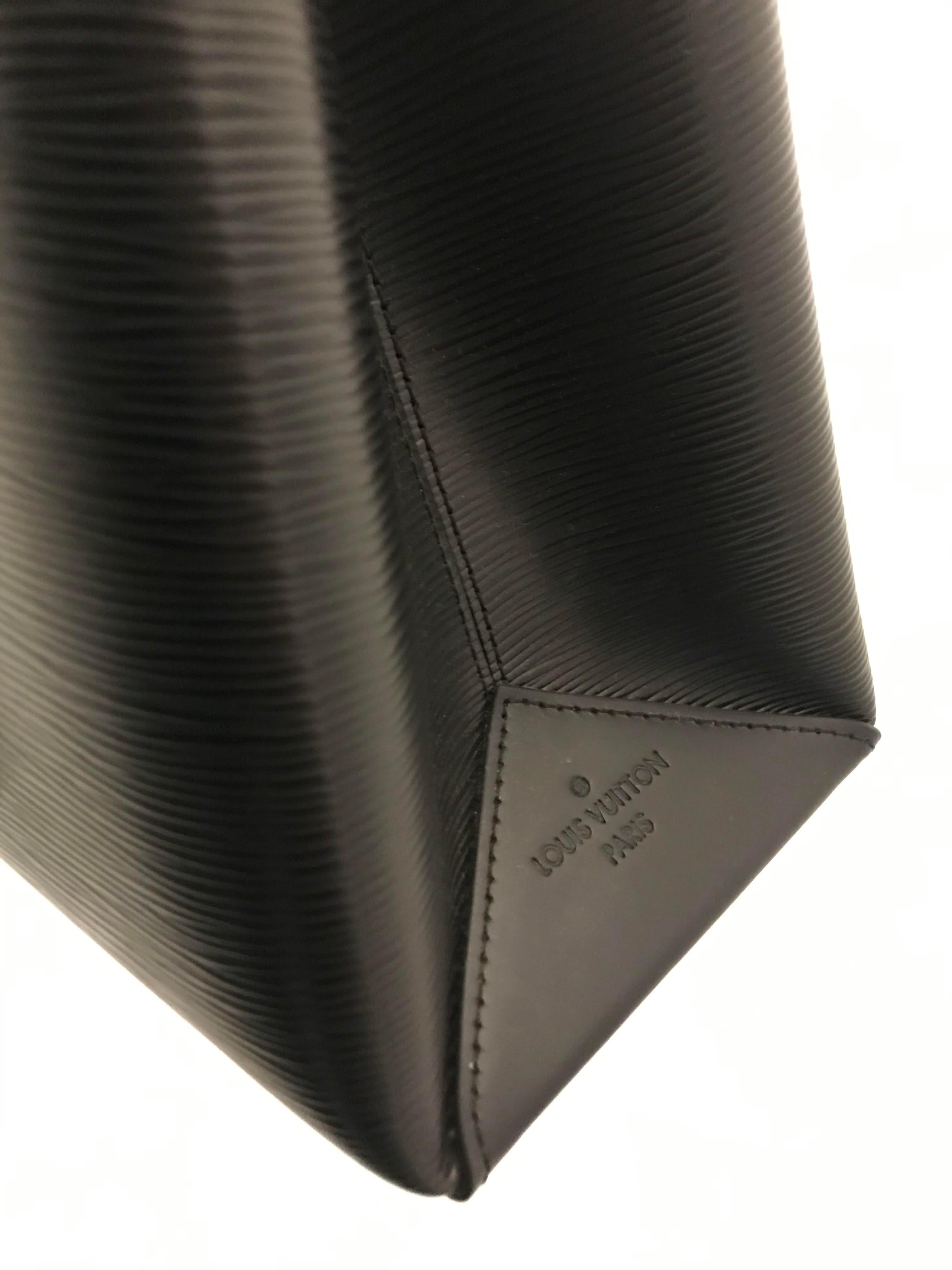 Louis Vuitton Vaneau GM black Epi leather handbag 1
