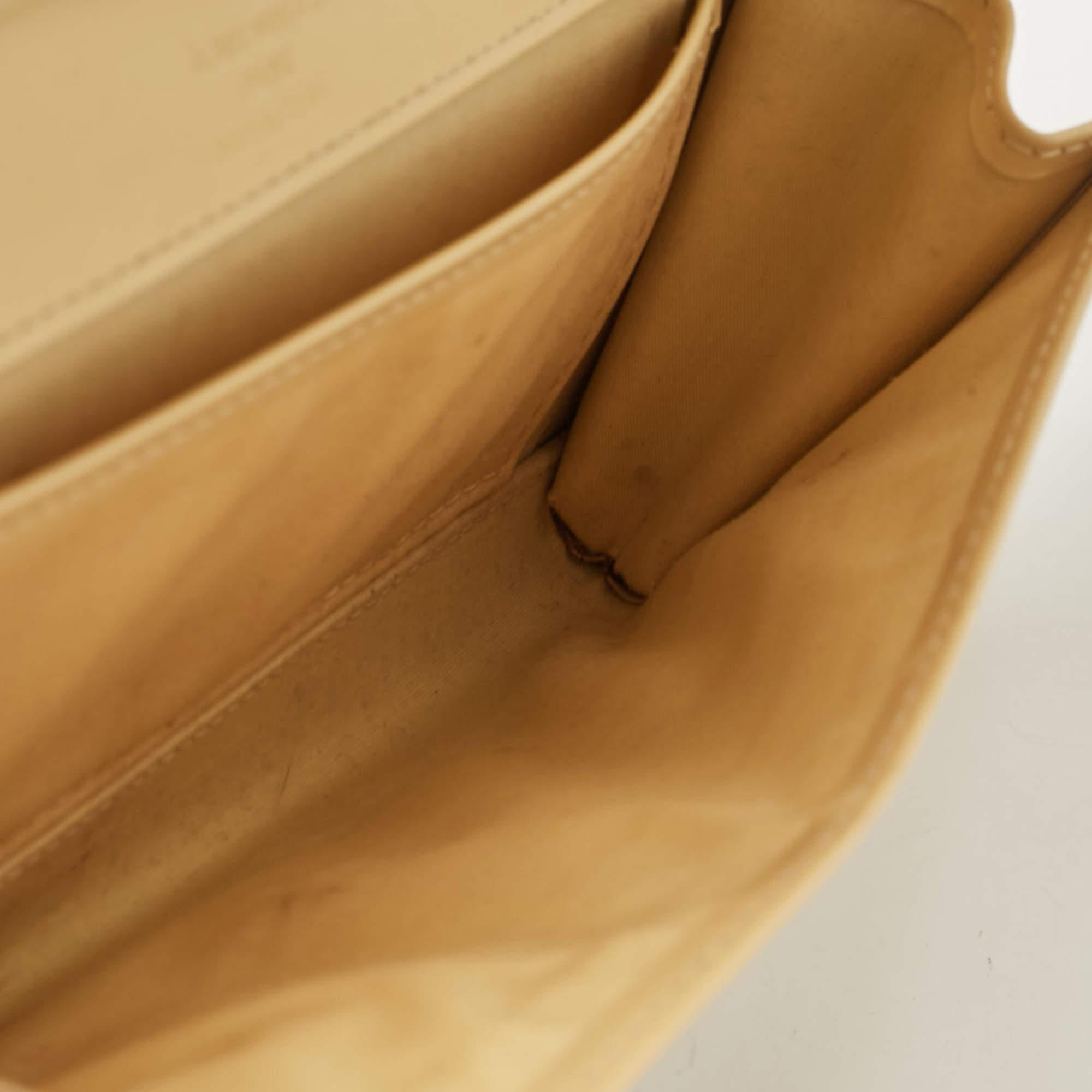 Louis Vuitton Vanilla Epi Leather Honfleur Clutch Bag For Sale 2