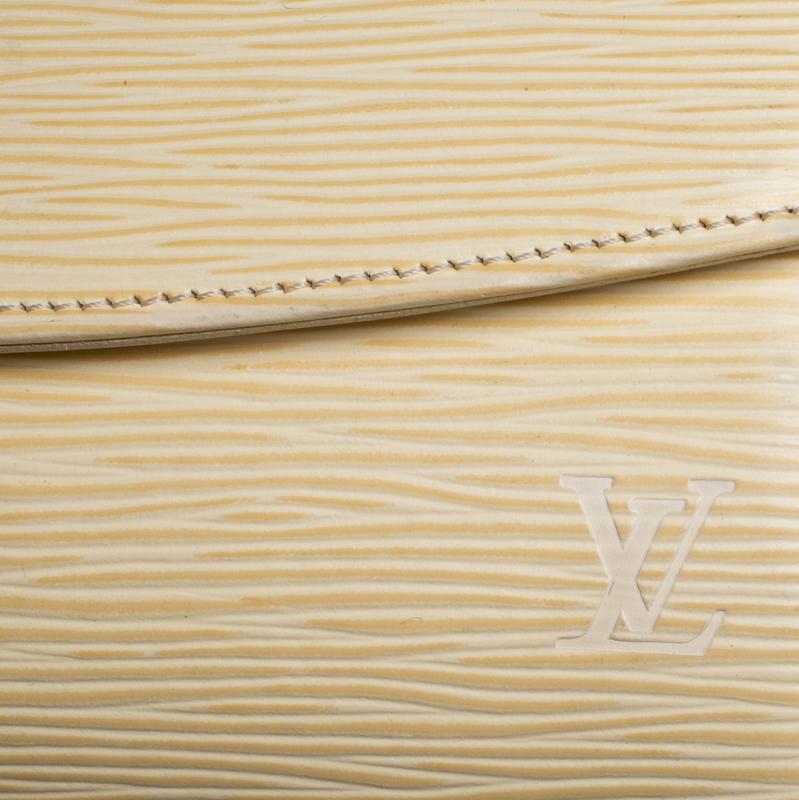 Louis Vuitton Vanilla Epi Leather Nocturne PM Bag 2