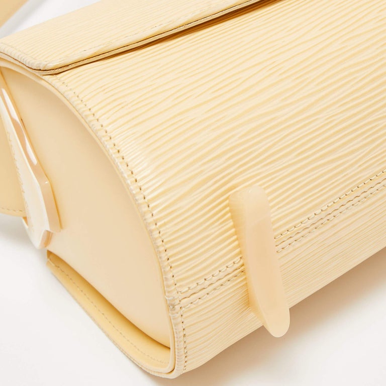Louis Vuitton Epi Leather Nocturne PM Shoulder bag Louis Vuitton | The  Luxury Closet