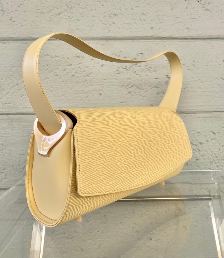 Women's Louis Vuitton Vanilla Epi Nocturne GM Bag, Compact Wallet and Make Up Bag Set For Sale