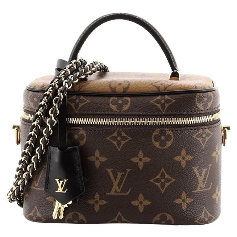 Louis Vuitton Chain Purse Bag - 115 For Sale on 1stDibs  louis vuitton bags  with gold chain, louis vuitton chain bags, louis vuitton bags chain