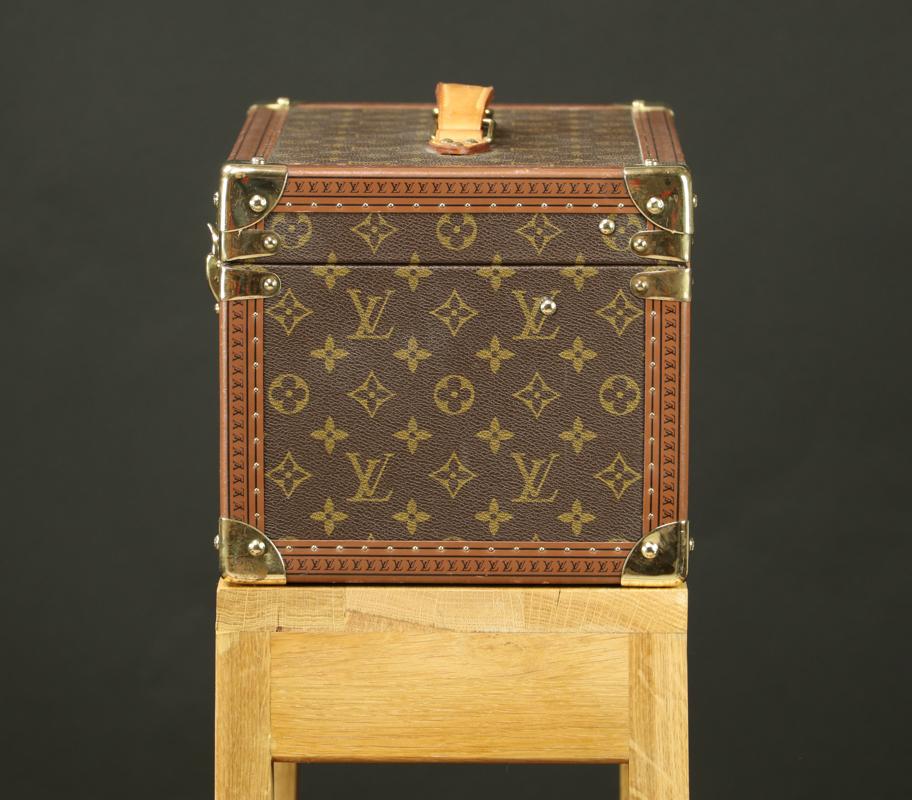 vanity case louis vuitton