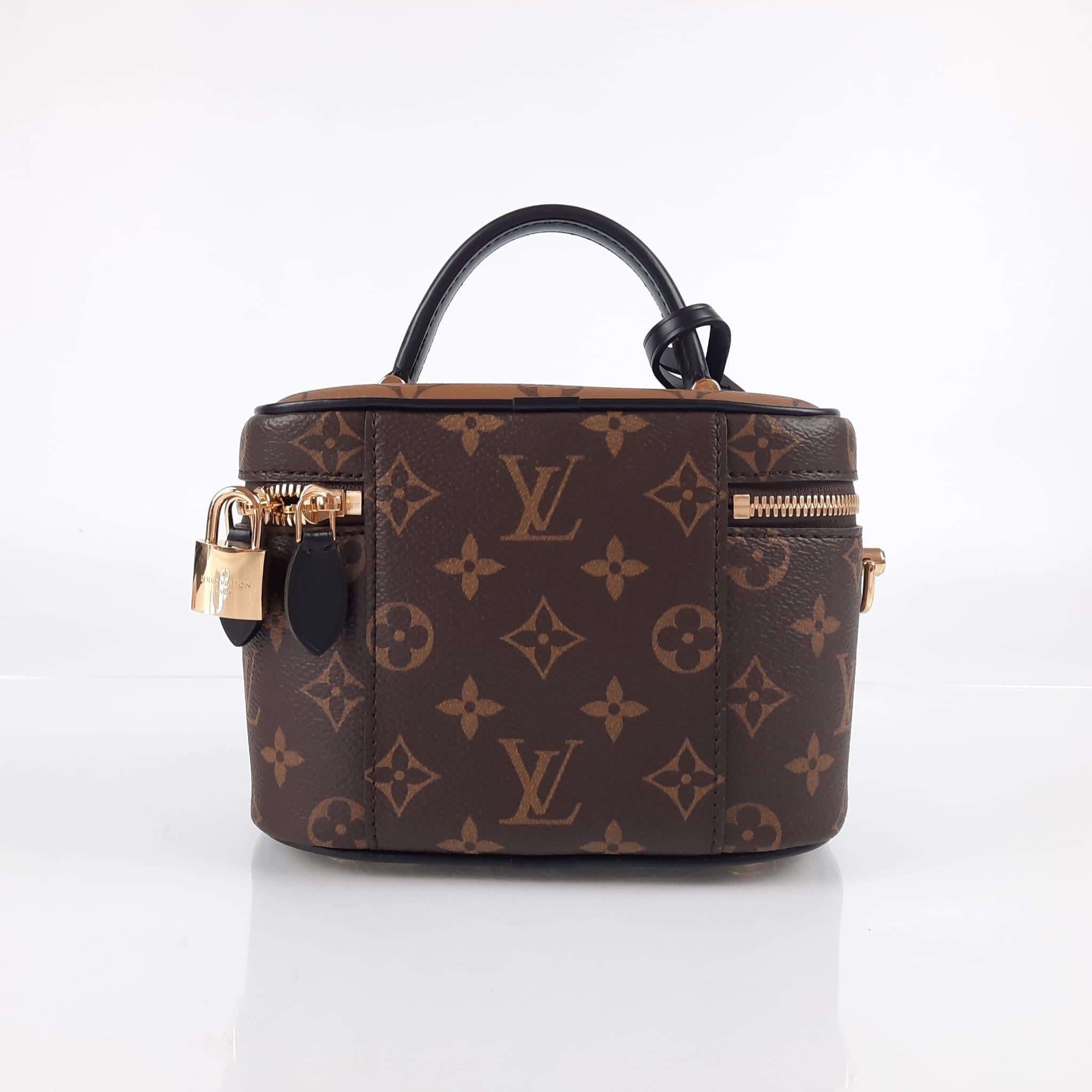 Louis Vuitton Vanity PM Monogram and Monogram Reverse coated canvas For Sale 2