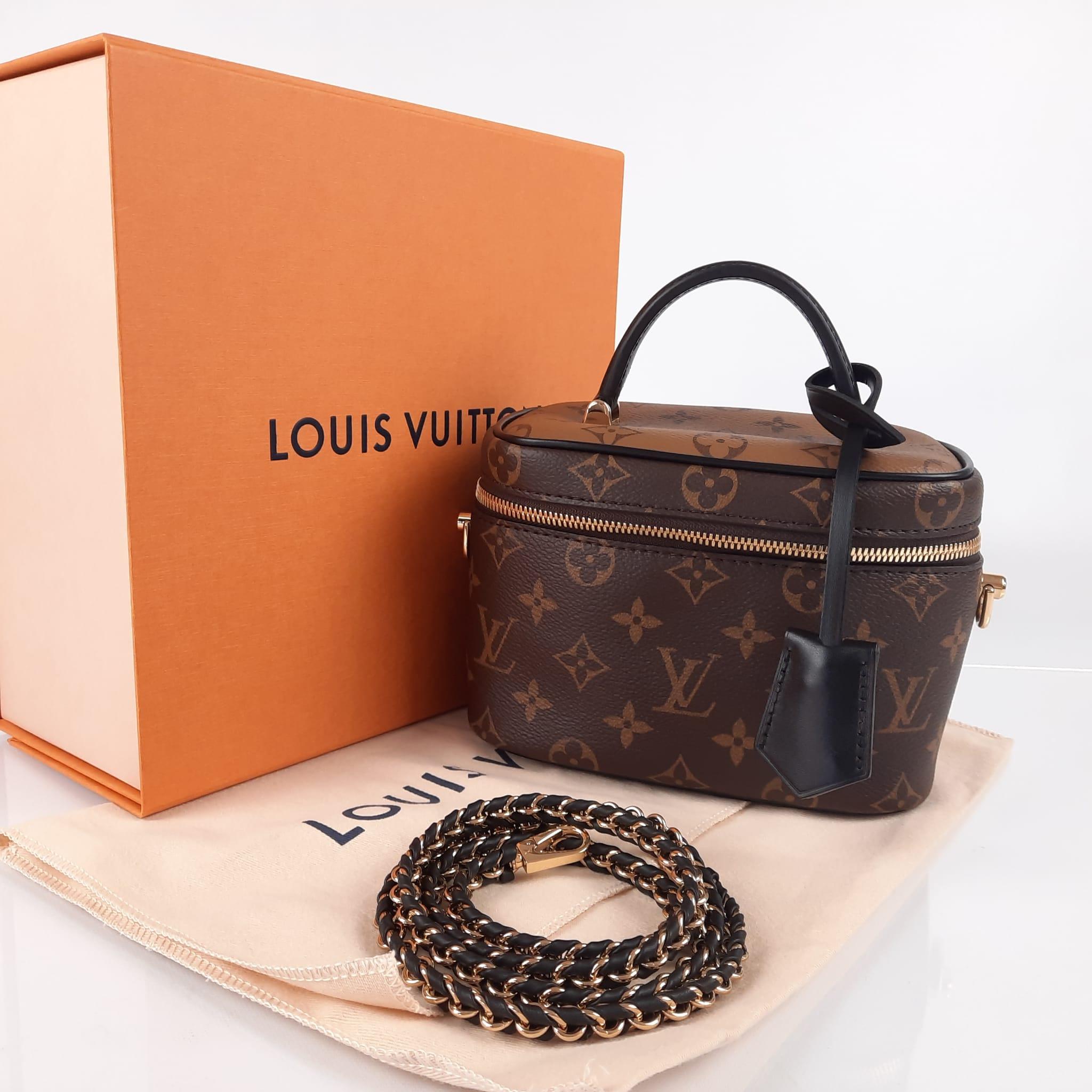 Louis Vuitton Vanity PM Monogram and Monogram Reverse coated canvas For Sale 4