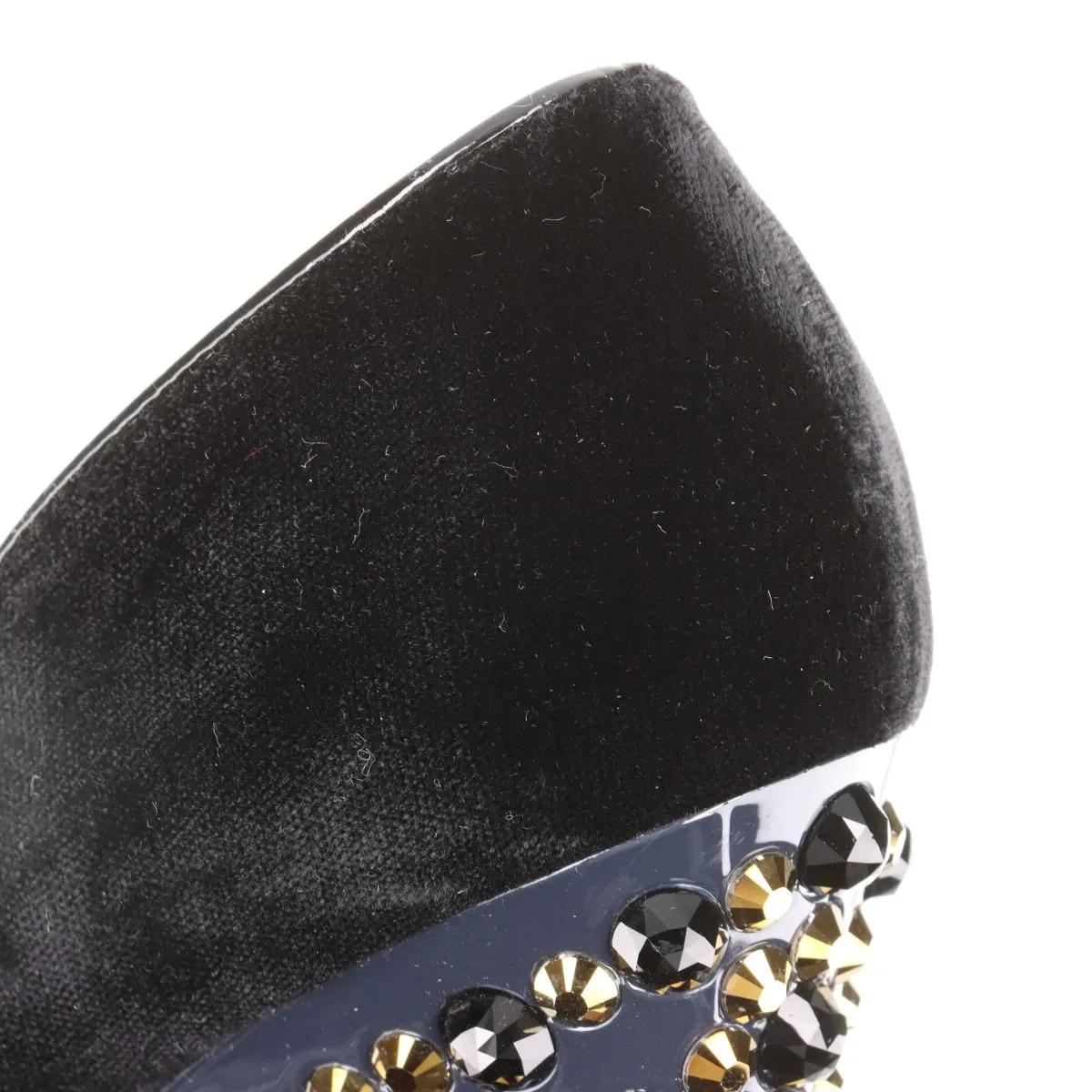 Louis Vuitton Veau Velours - Décolleté con zeppa e borchie Nero in vendita 8