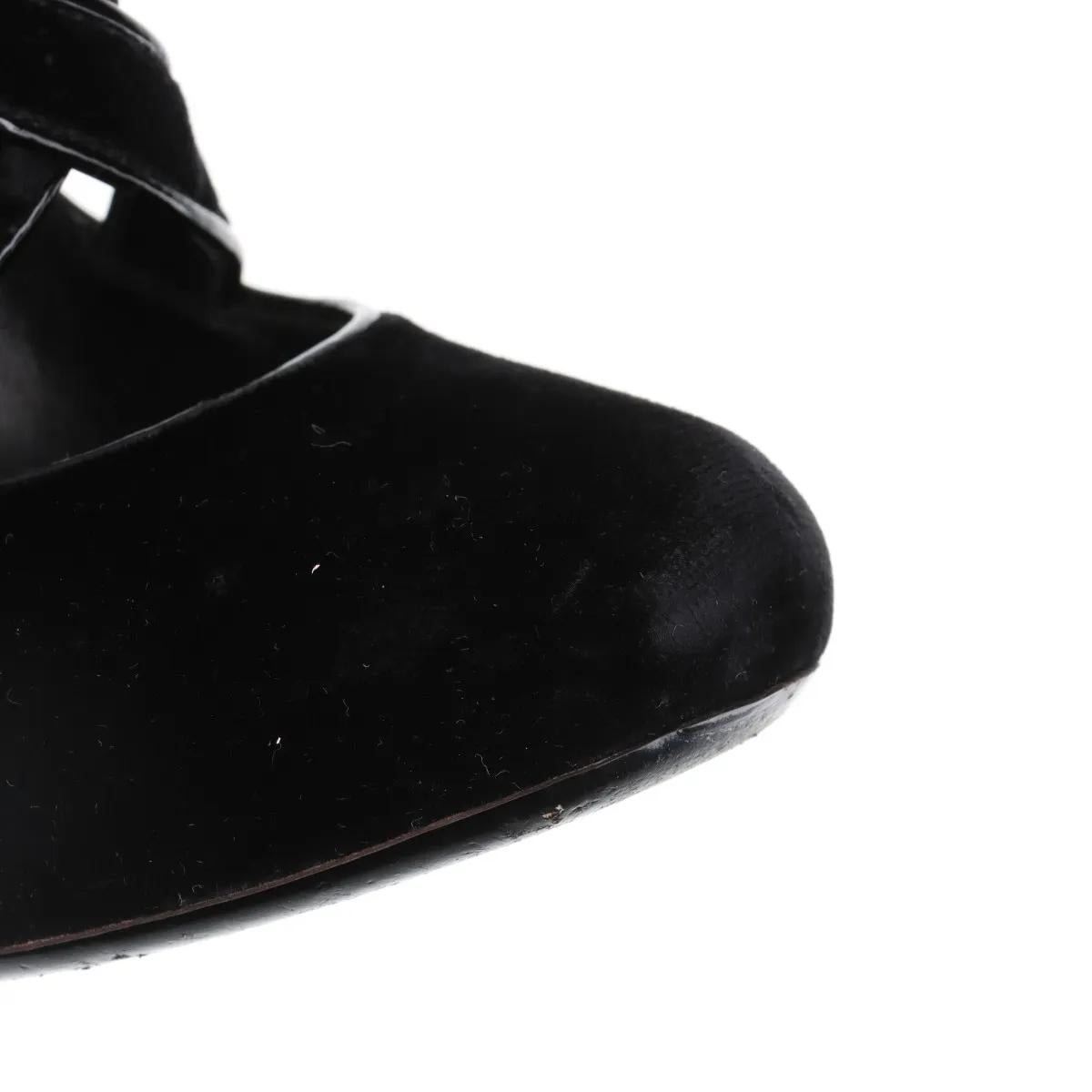 Louis Vuitton Veau Velours - Décolleté con zeppa e borchie Nero in vendita 15
