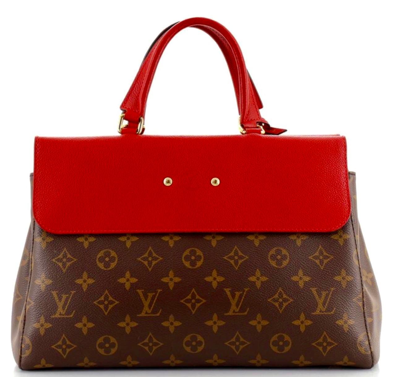 A chic combination of Monogram canvas and colored calf leather. This tote is just as much functional as it is luxurious,
Code SR 1166
Code 4202.22.4040
Two outer pockets under the Red calf leather 
when you open the bag 
it has one center zippered