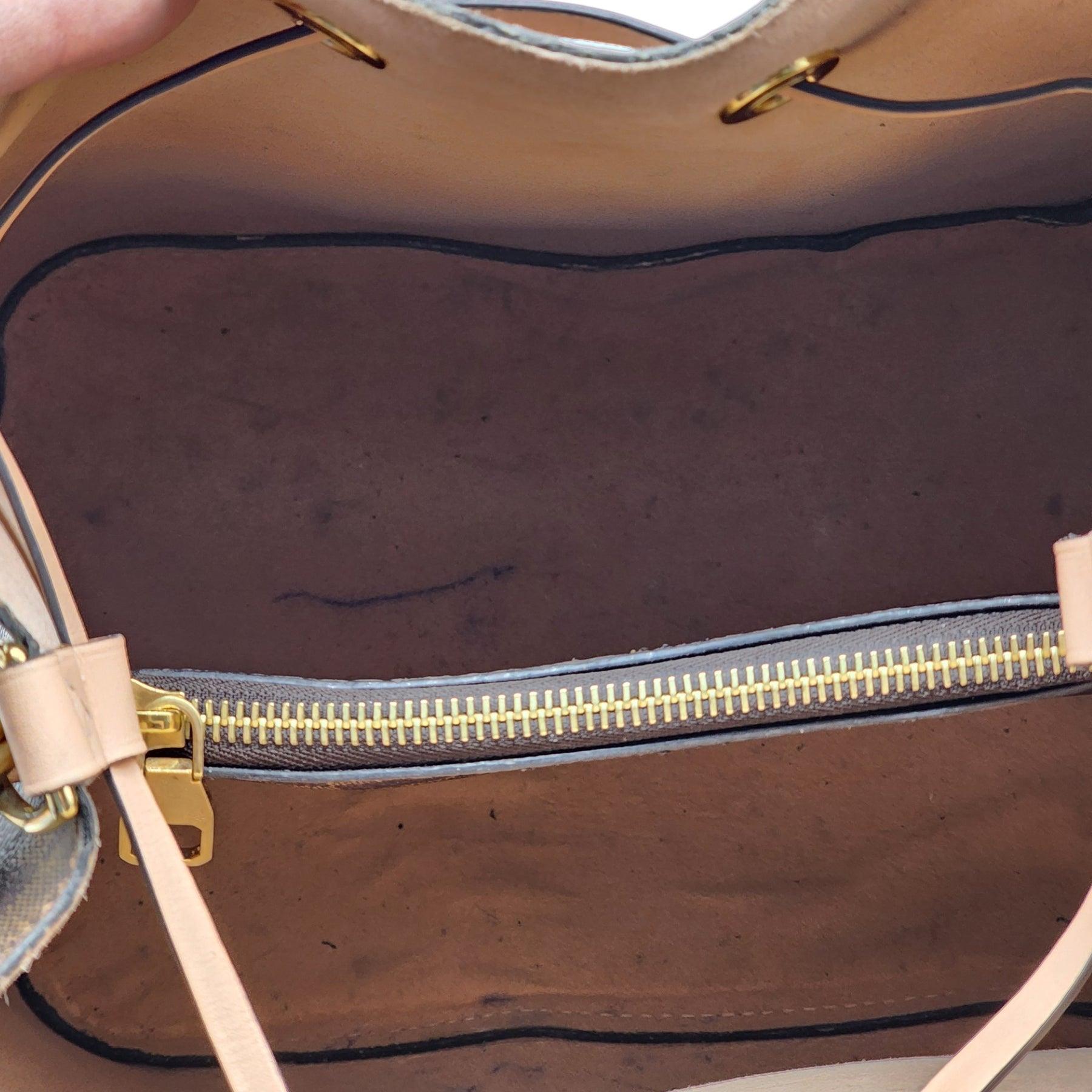 Women's Louis Vuitton Venus Damier Canvas Neonoe Bag For Sale