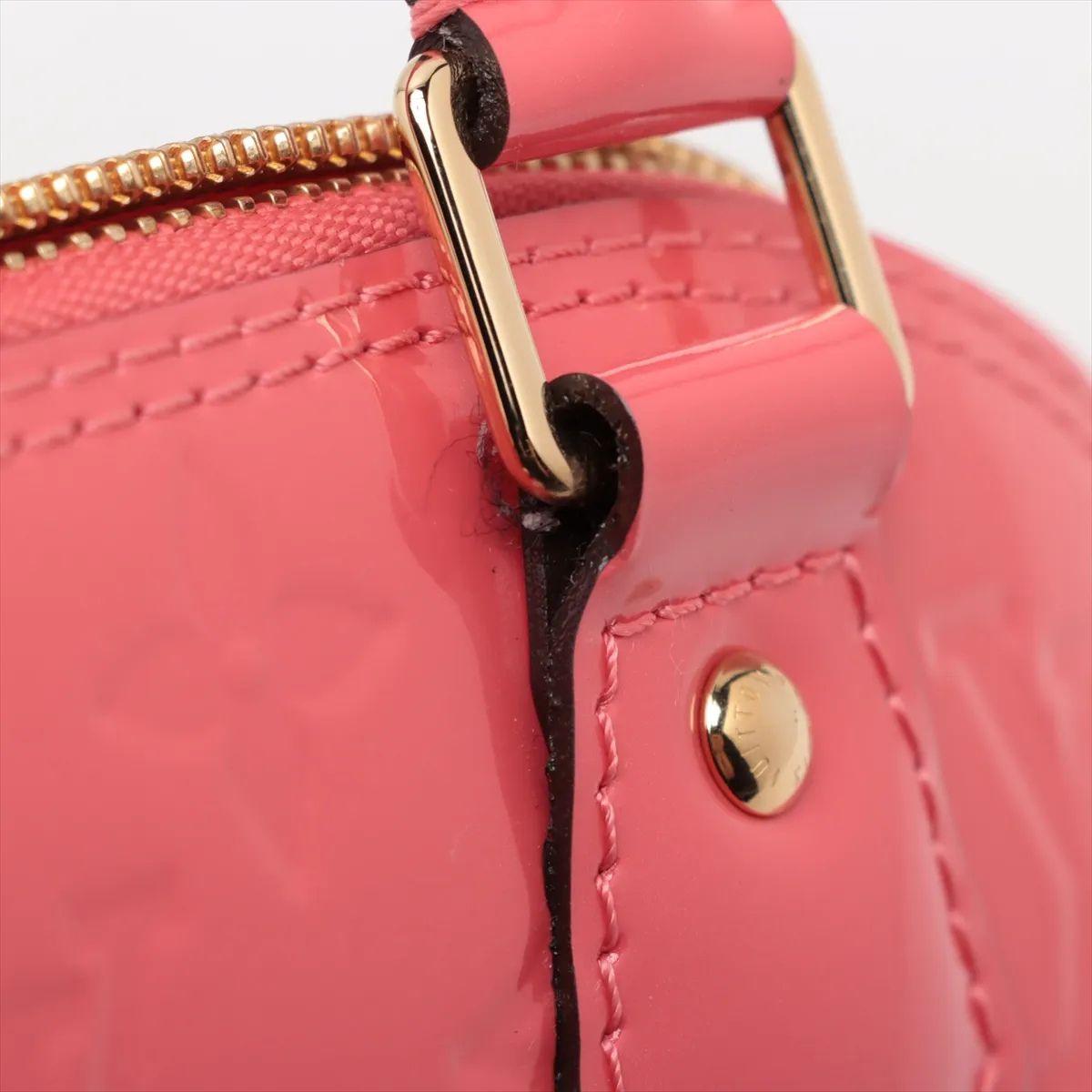 Louis Vuitton Vernis Alma BB rose pêche en vente 6