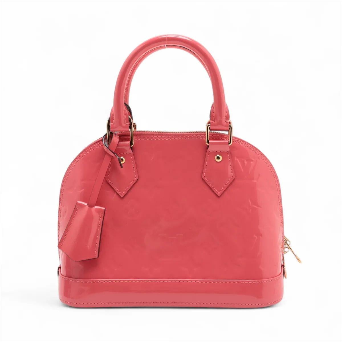 Orange Louis Vuitton Vernis Alma BB rose pêche en vente