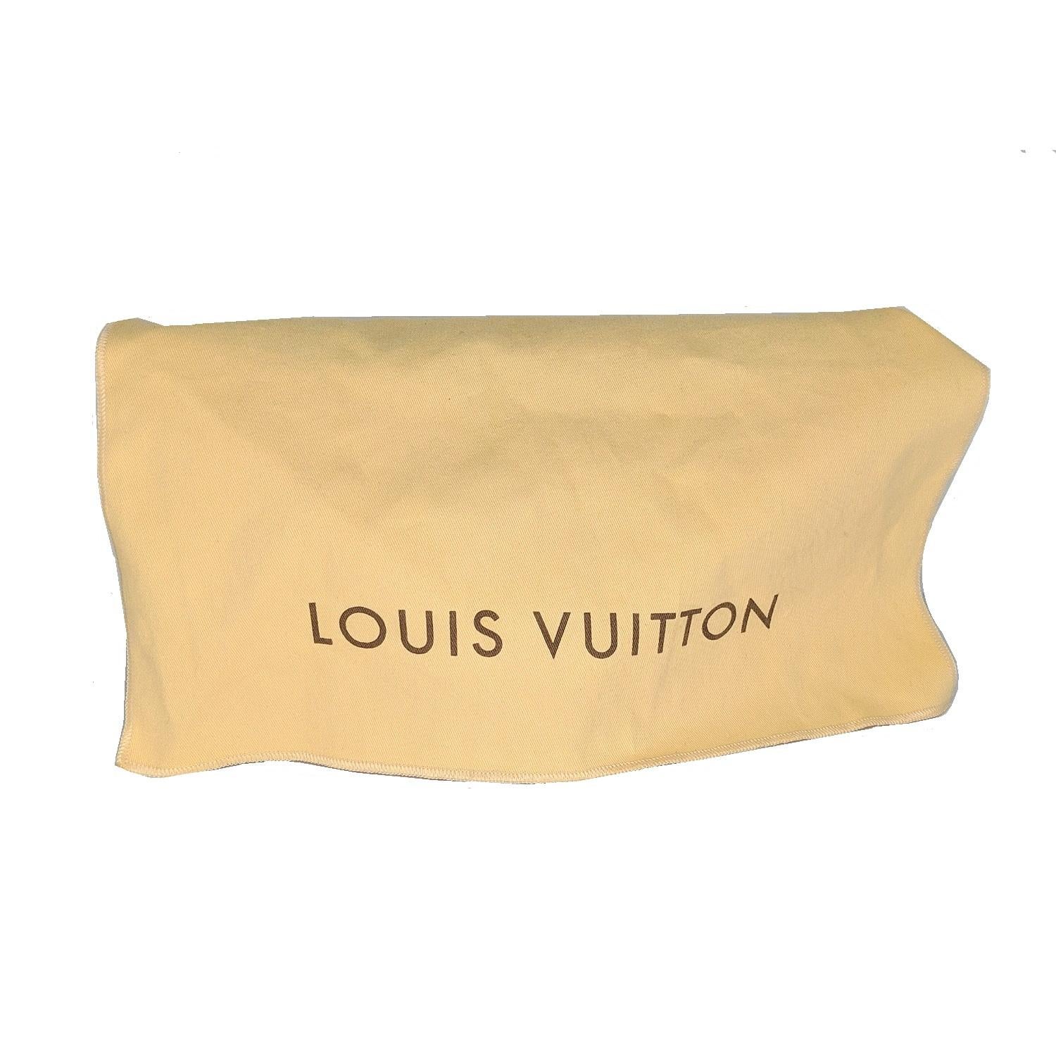 Women's or Men's Louis Vuitton Vernis Amarante Alma BB Satchel