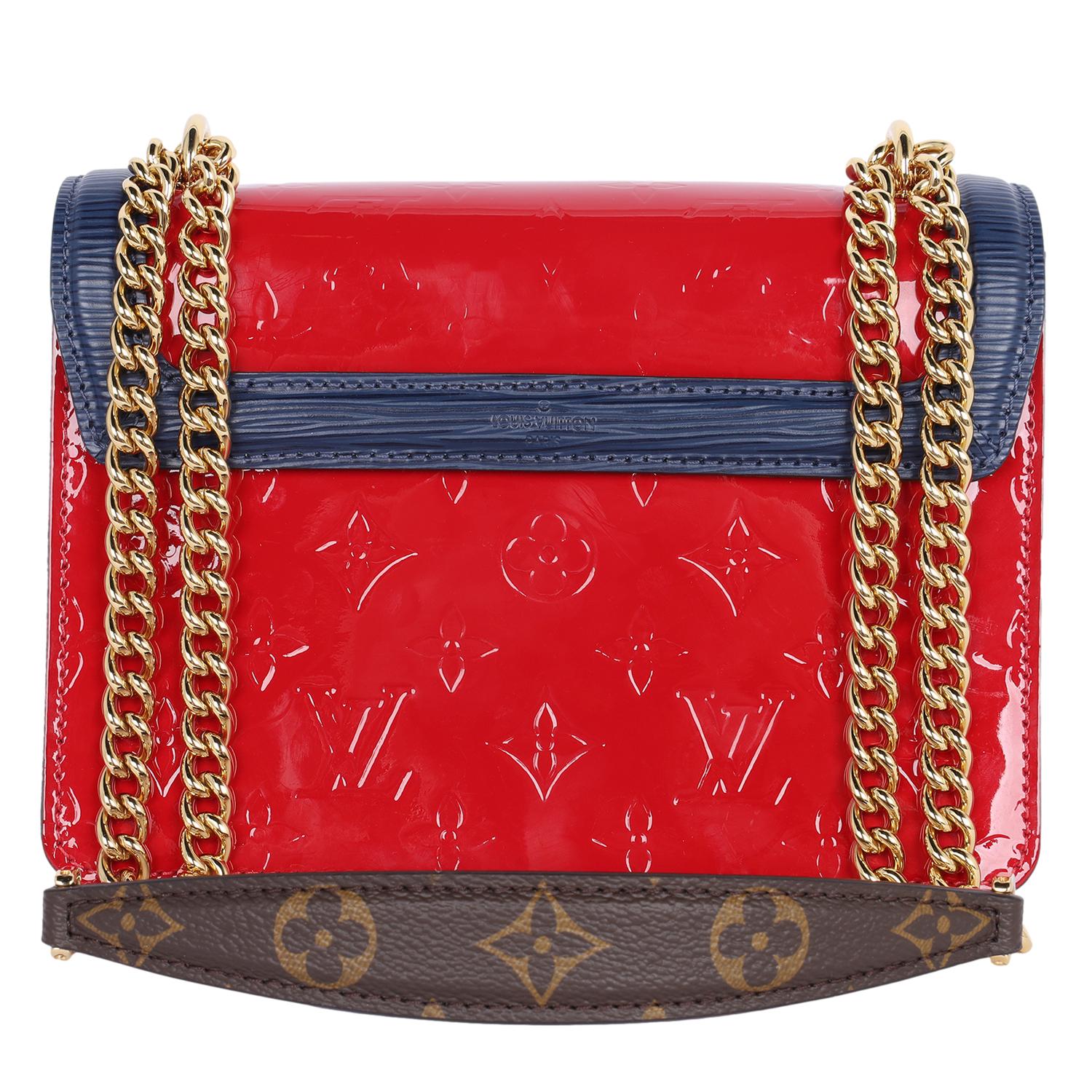 Louis Vuitton - Sac à bandoulière rouge « Wynwood » en cuir épi avec monogramme en vente 2