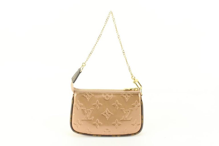 LOUIS VUITTON Metallic Vernis Leather Mini Pochette Accessoires Rose Gold