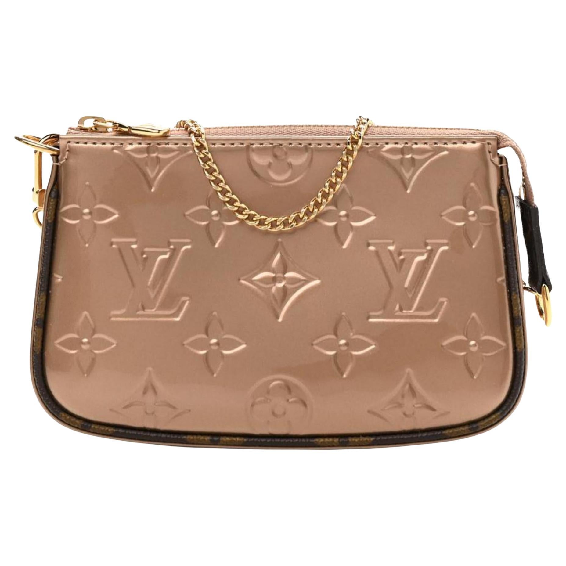 So in love with my new LV Mini Pochette Vernis Leather (Rose Gold) :  r/Louisvuitton