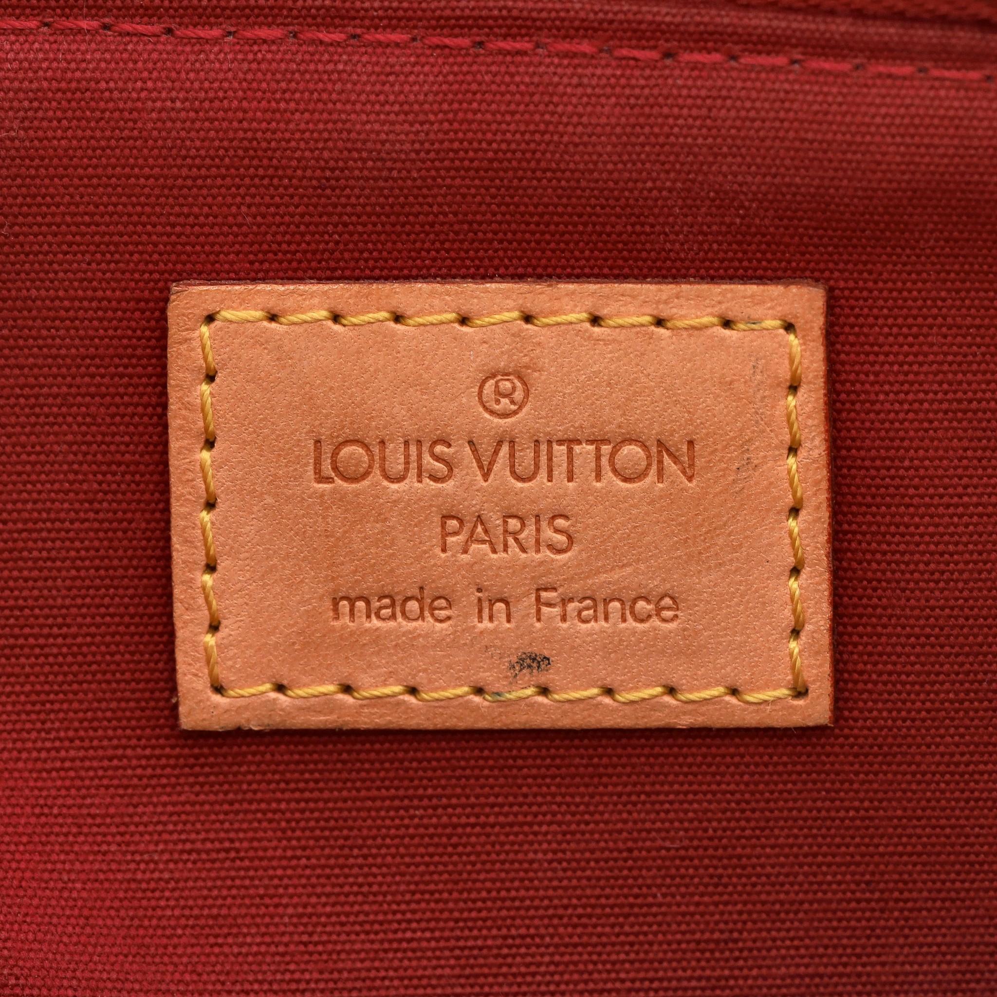Louis Vuitton Vernis Patent Leather Bellevue Monogram Embossed Tote Bag For Sale 3