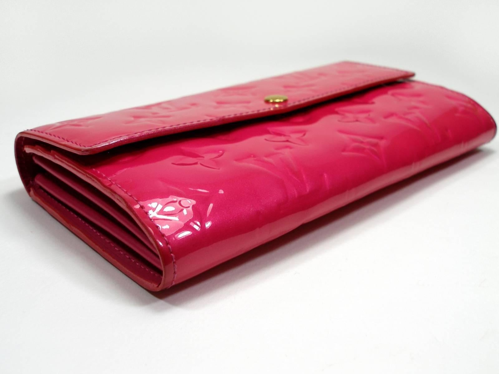 Women's  Louis Vuitton Vernis Sarah Wallet Monogram Vernis Rose Pink / Good Condition 