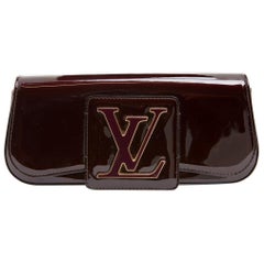 Louis Vuitton vernis Sobe clutch
