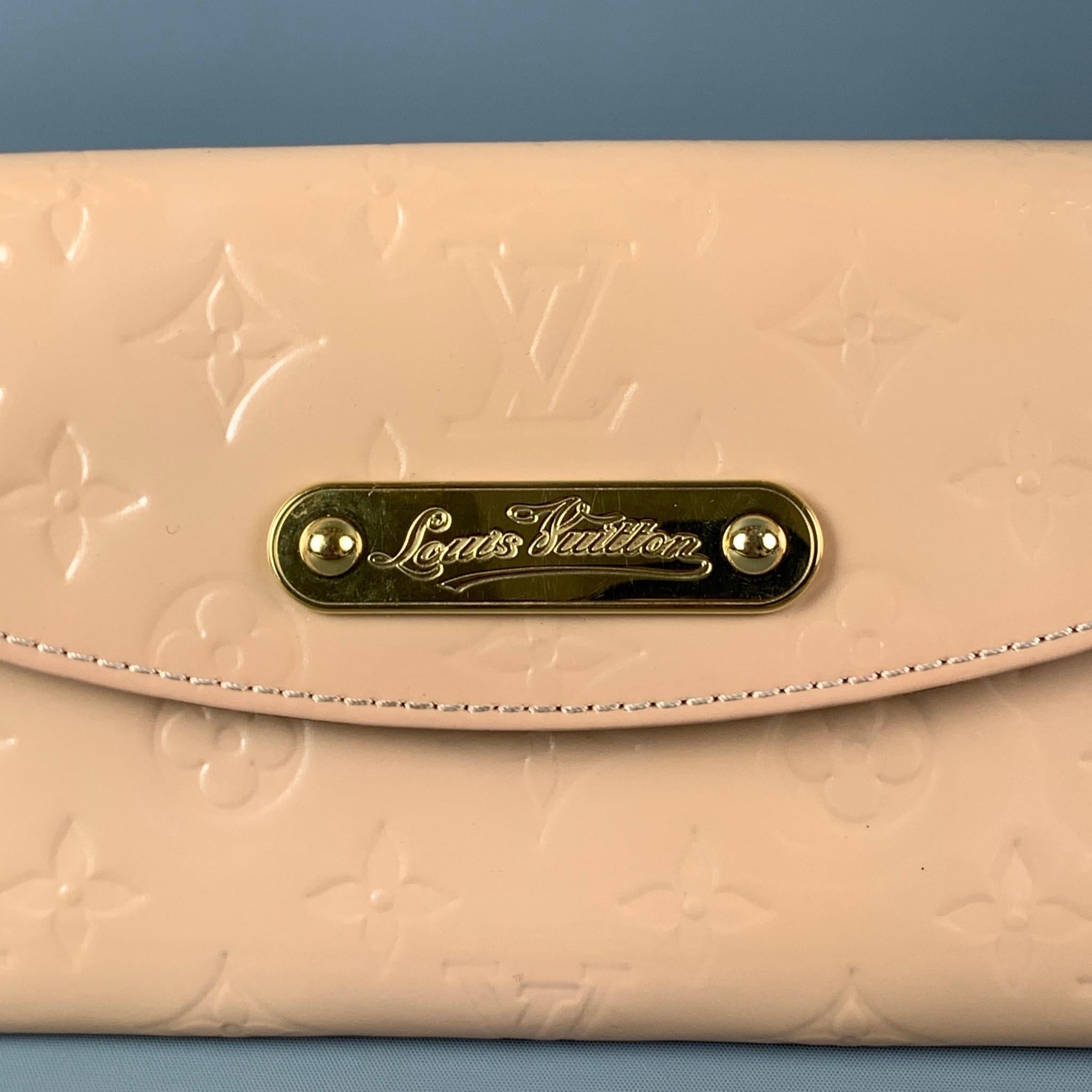 LOUIS VUITTON Vernis Sunset Blvd Beige Embossed Patent Leather Clutch 4