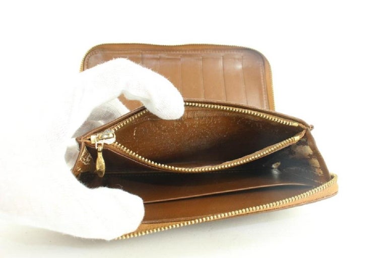 Louis Vuitton Vernis Zippy Compact Wallet Bronze 141lvs429 For Sale at  1stDibs