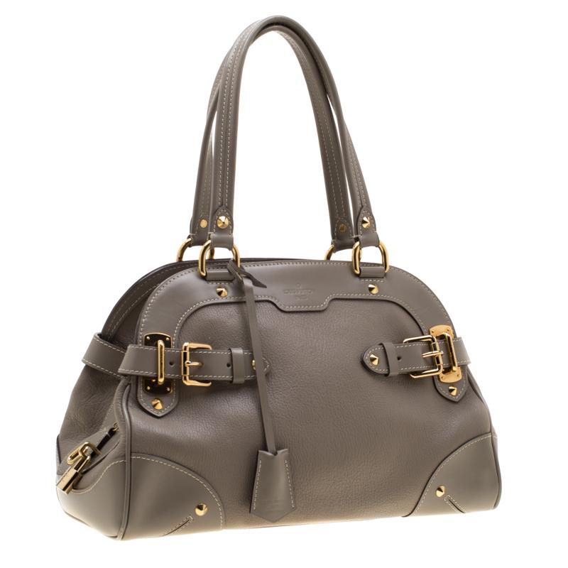 Louis Vuitton Verone Suhali Ledertasche Le Radieux im Zustand „Relativ gut“ in Dubai, Al Qouz 2