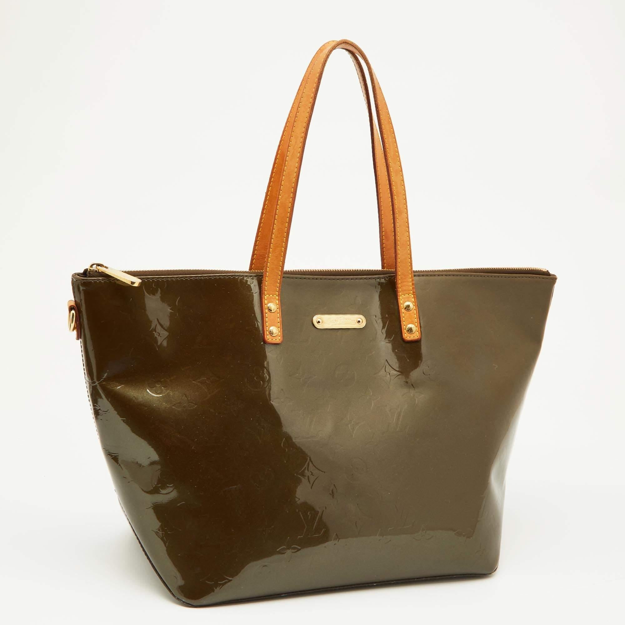 Louis Vuitton Vert Bronze Monogram Vernis Bellevue GM Bag For Sale 1
