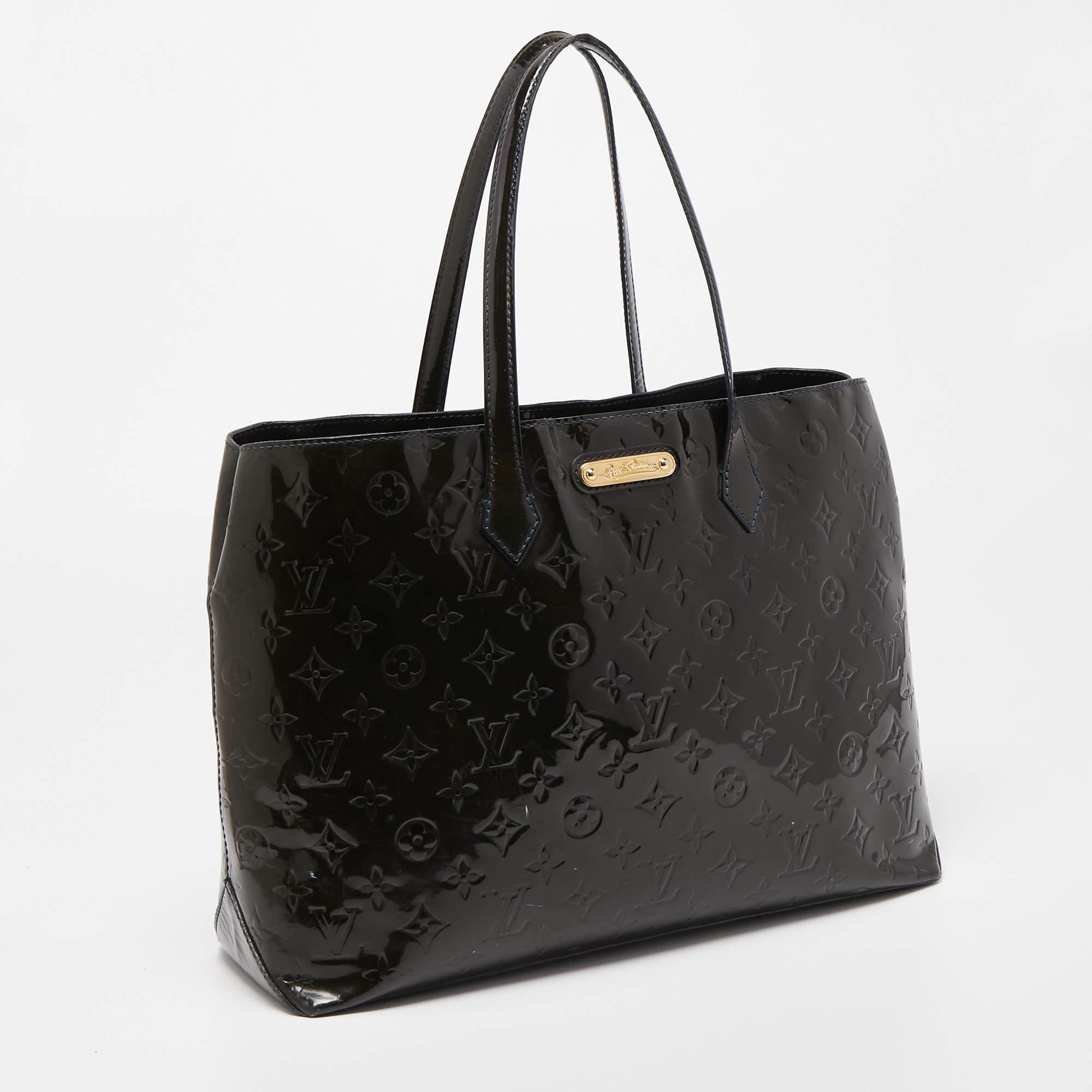 Louis Vuitton Vert Bronze Monogram Vernis Wilshire MM Bag In Fair Condition In Dubai, Al Qouz 2