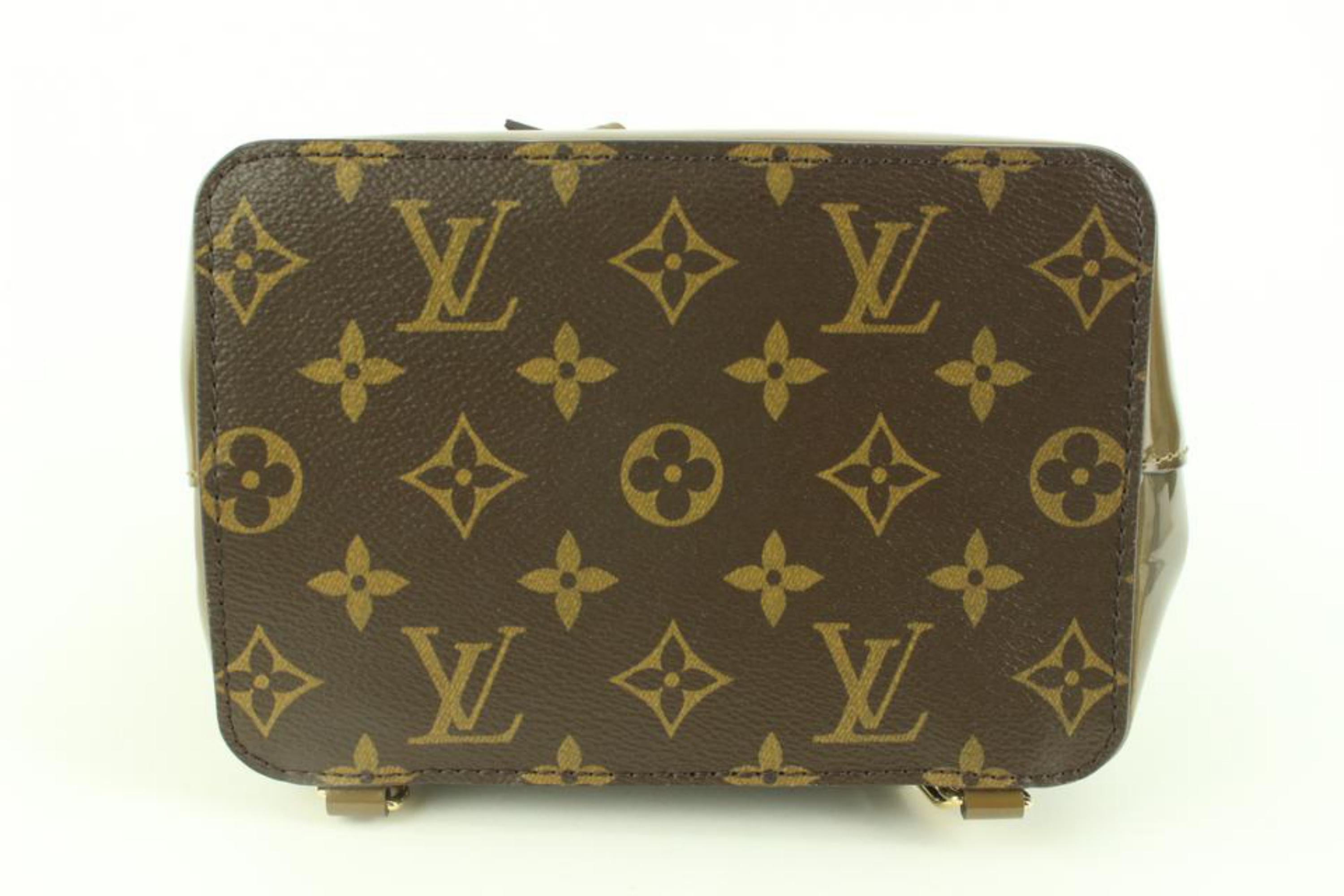Louis Vuitton Vert Bronze Vernis Monogram Hot Springs Backpack 112lv30 In Good Condition For Sale In Dix hills, NY